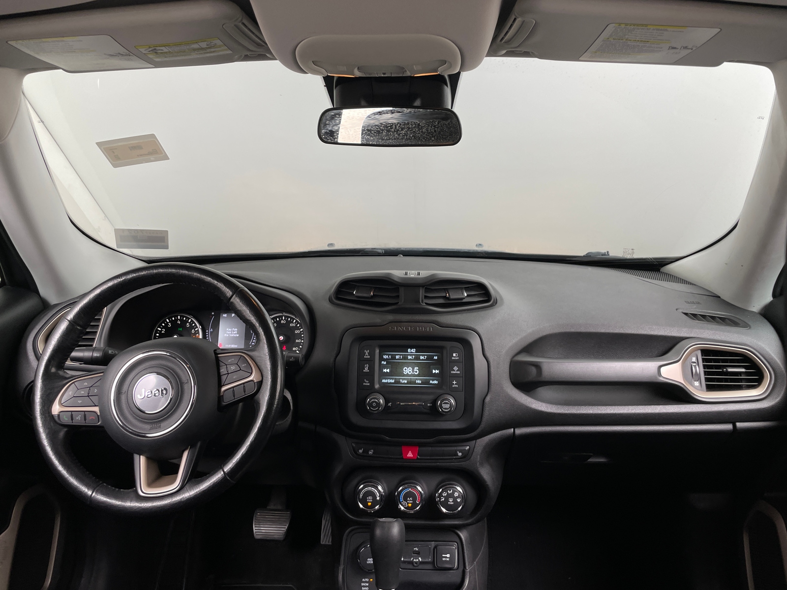 Thumbnail: 2017 Jeep Renegade - 3