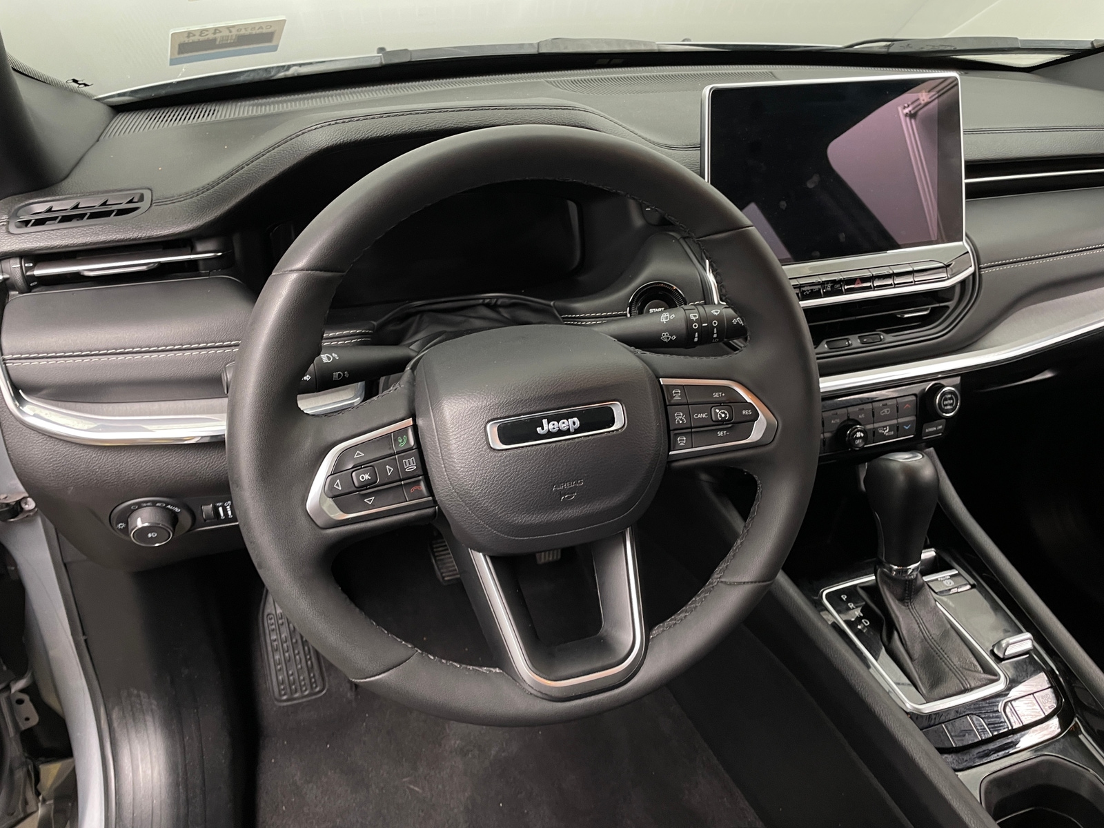 Thumbnail: 2023 Jeep Compass - 4