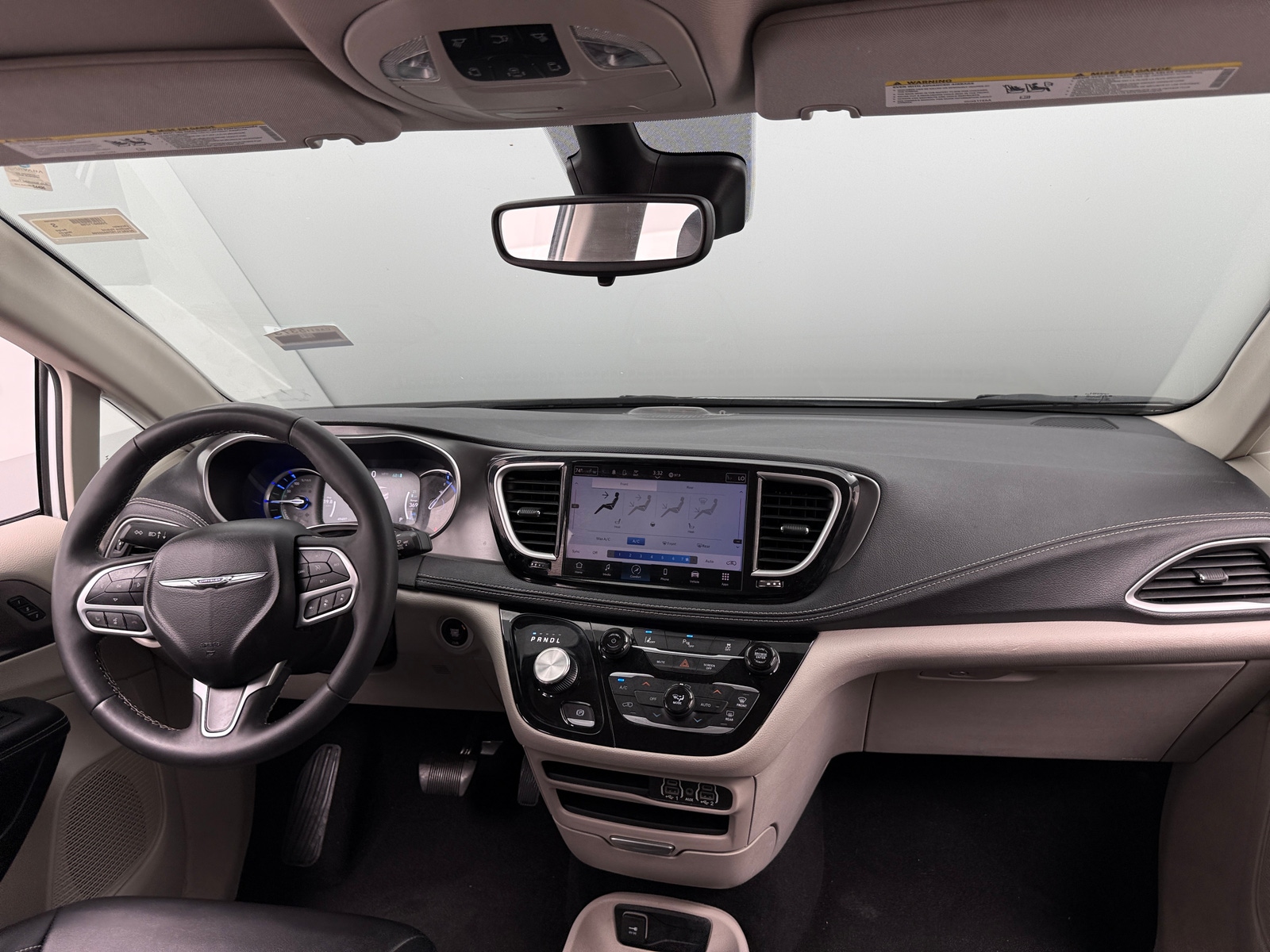 Thumbnail: 2023 Chrysler Pacifica - 2