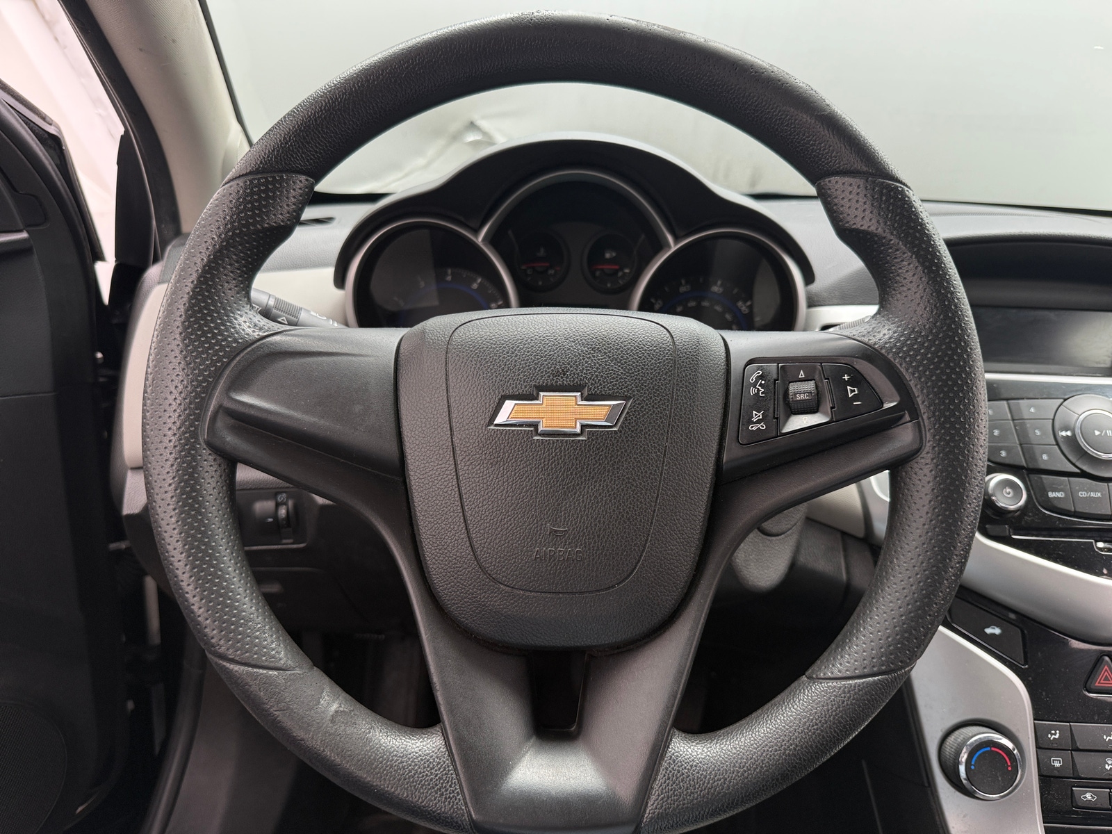 Thumbnail: 2016 Chevrolet Cruze - 5