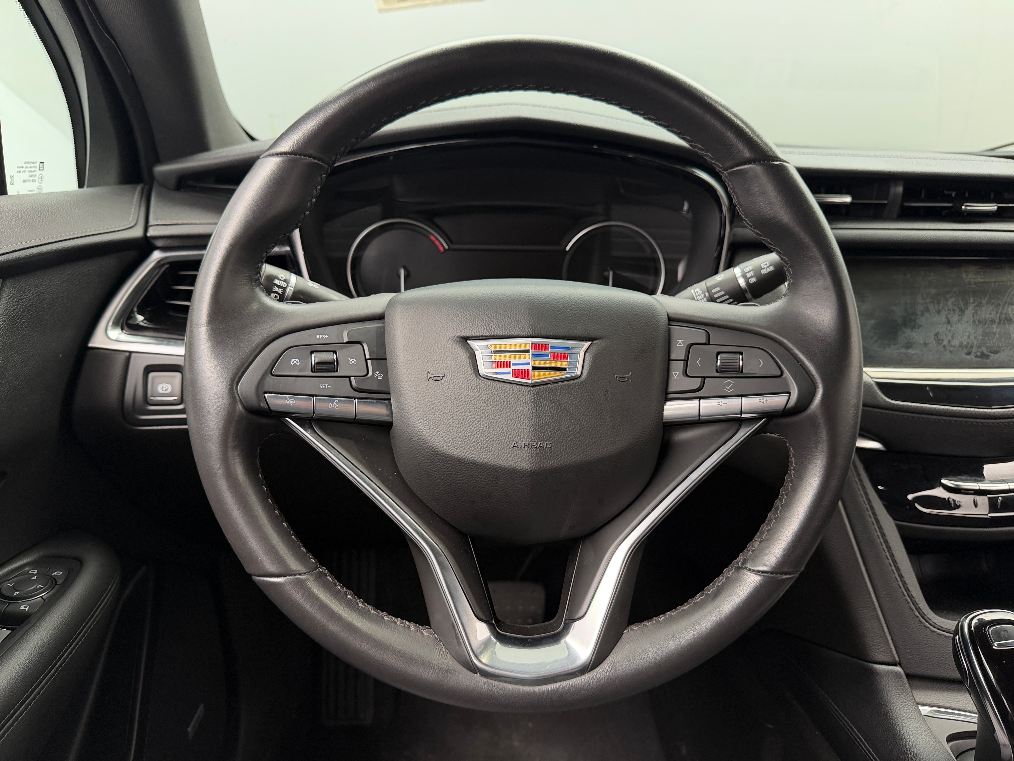 2024 Cadillac XT6