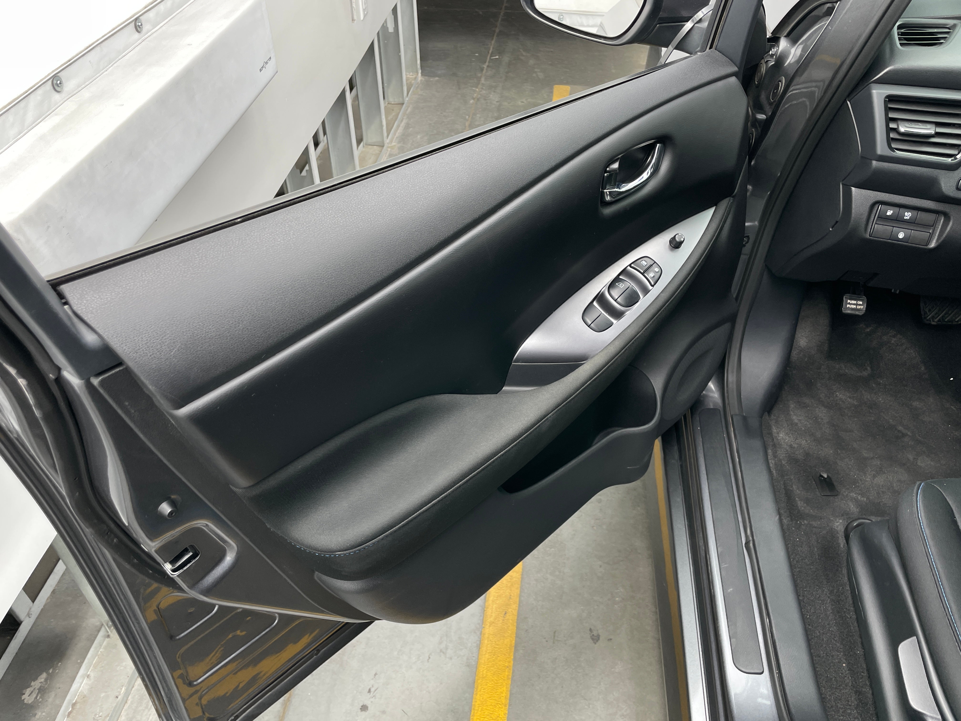 Used 2025 Nissan Leaf S with VIN 1N4AZ1BV5SC558930 for sale in Auburn, WA