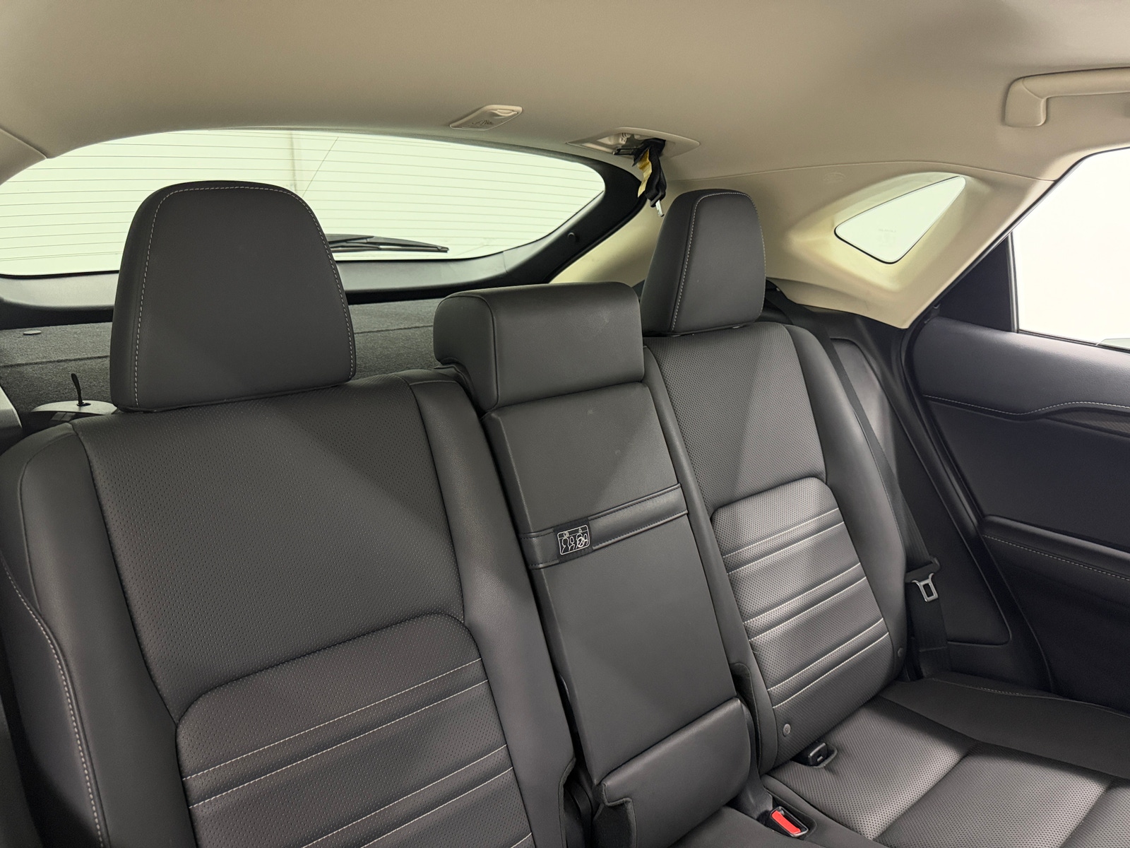 Thumbnail: 2015 Lexus NX - 5