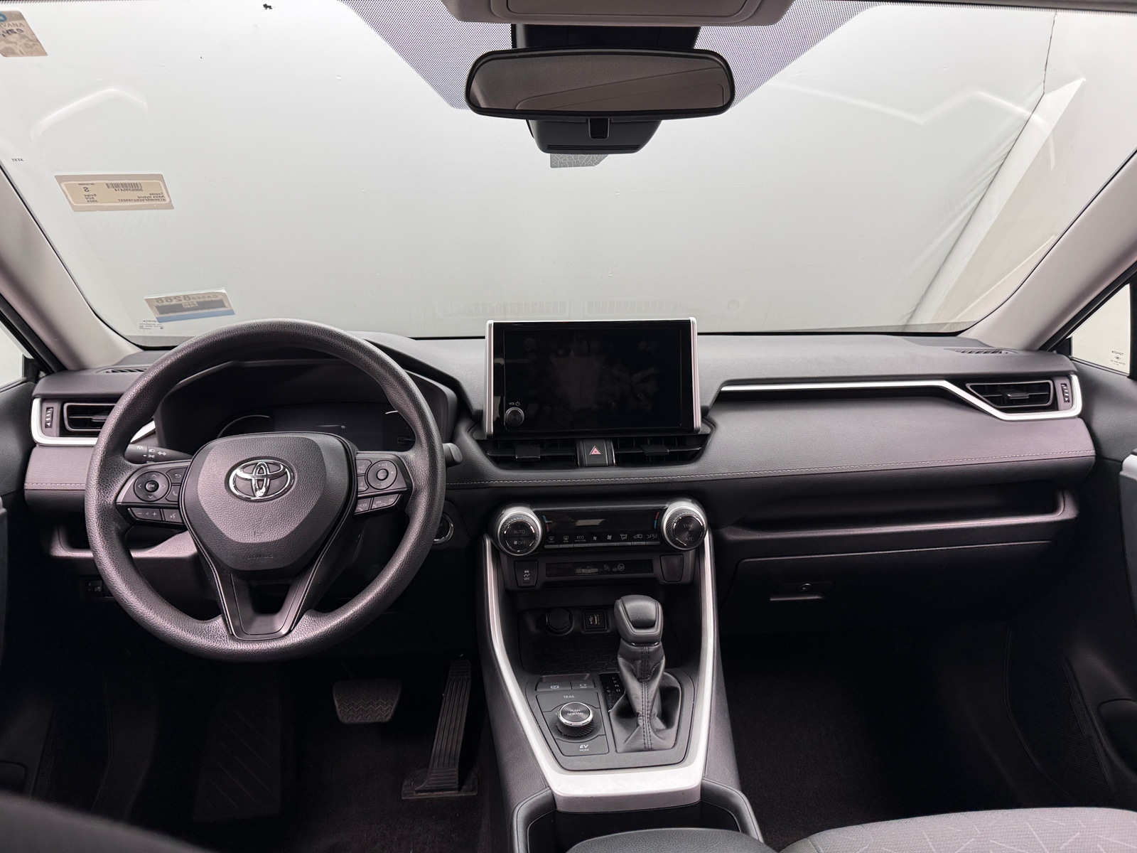 Thumbnail: 2025 Toyota RAV4 - 3