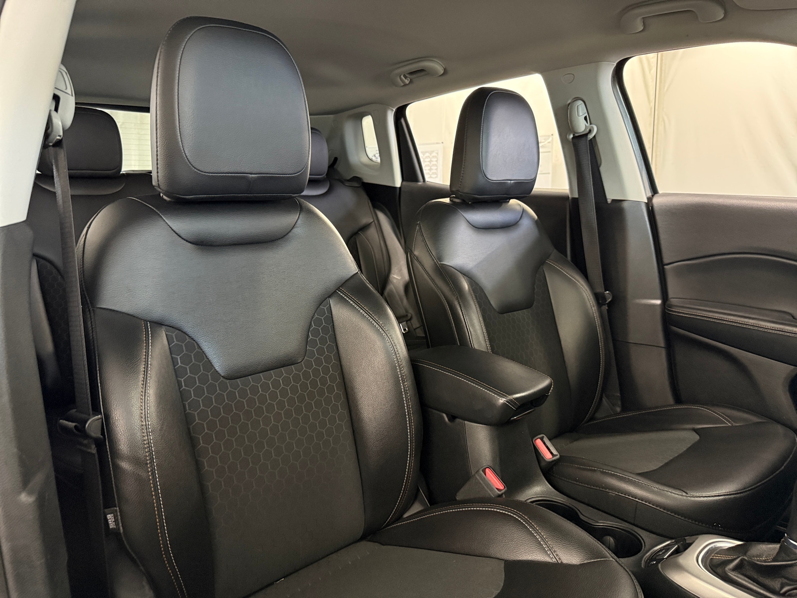 Thumbnail: 2018 Jeep Compass - 2