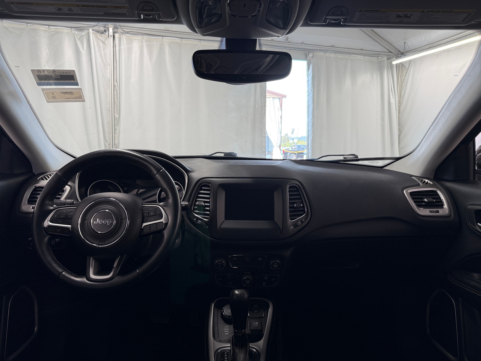 Thumbnail: 2018 Jeep Compass - 3