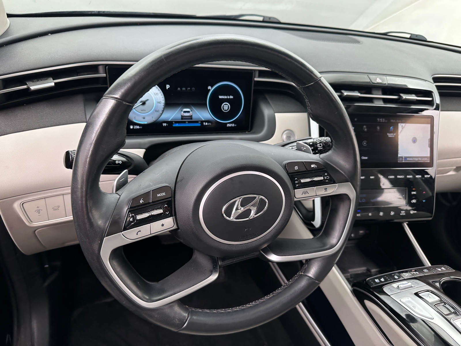 Thumbnail: 2022 Hyundai Tucson - 4