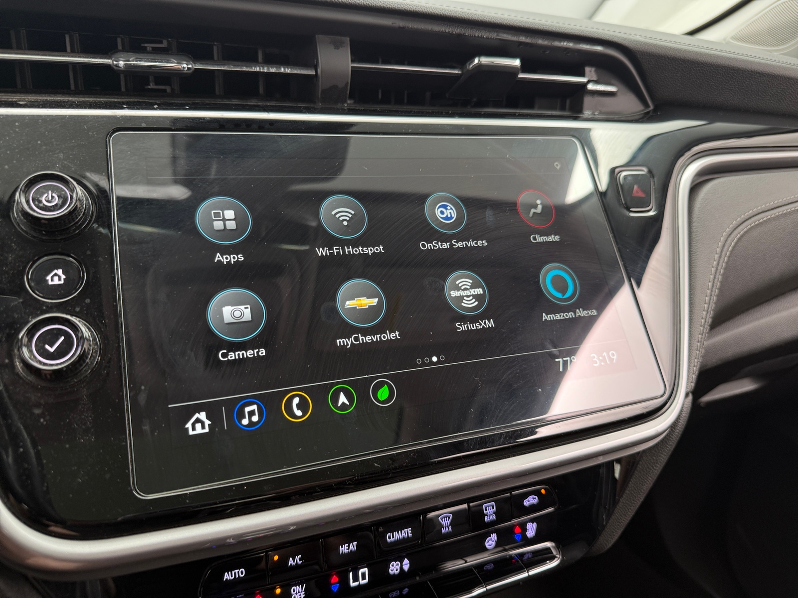 Thumbnail: 2023 Chevrolet Bolt EUV - 3