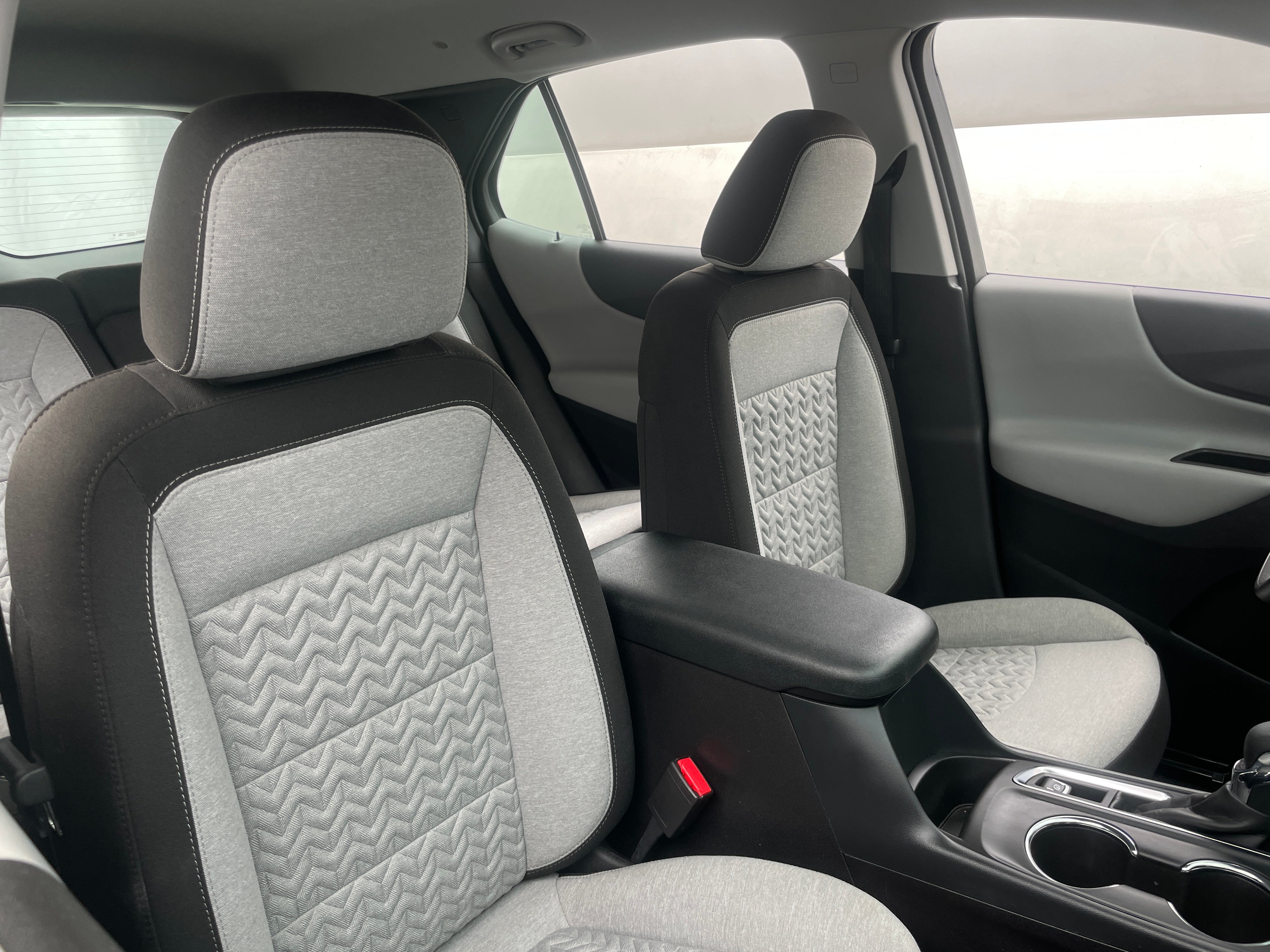 2024 Chevrolet Equinox LS - Photo 5