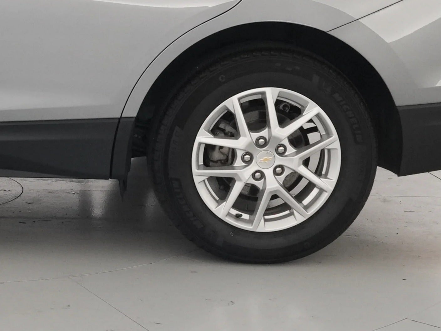 2024 Chevrolet Equinox LS - Photo 16