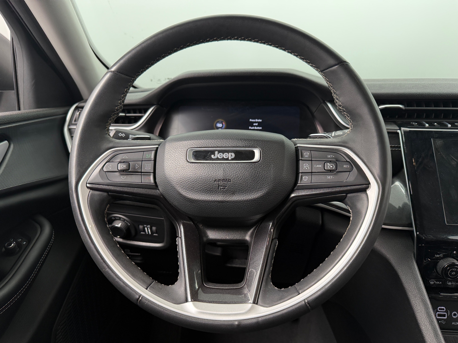 Thumbnail: 2023 Jeep Grand Cherokee - 5
