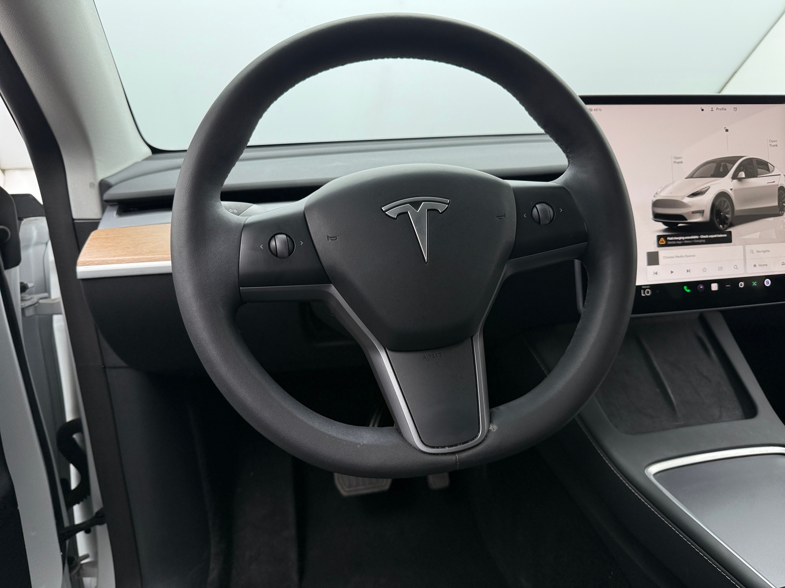 Thumbnail: 2023 Tesla Model Y - 4