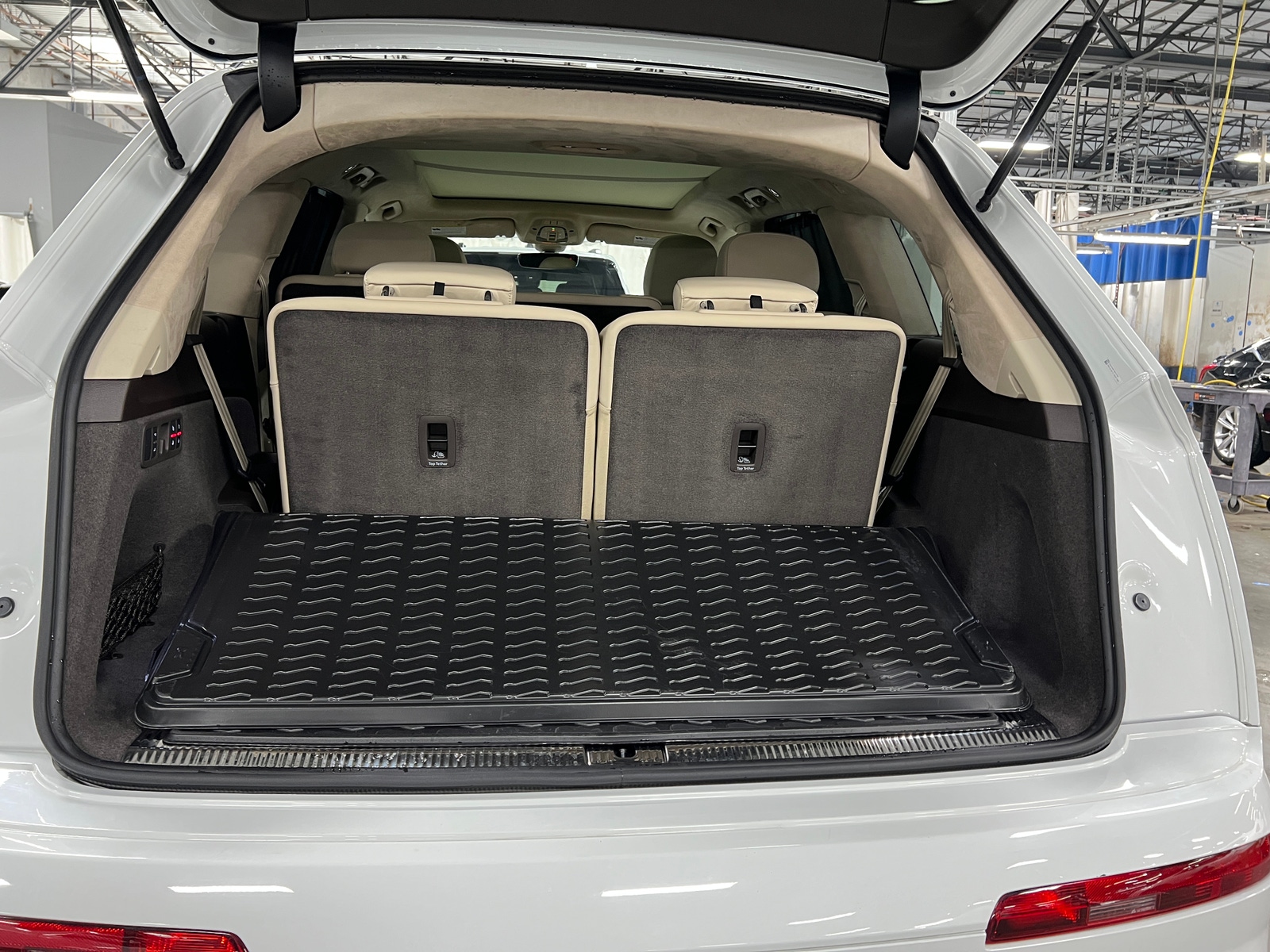 Thumbnail: 2019 Audi Q7 - 6