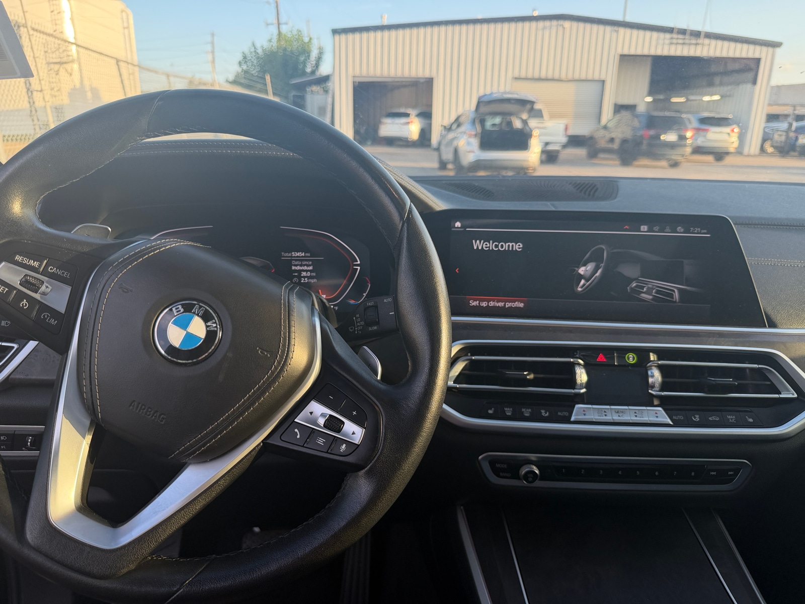 Thumbnail: 2022 BMW X5 - 2