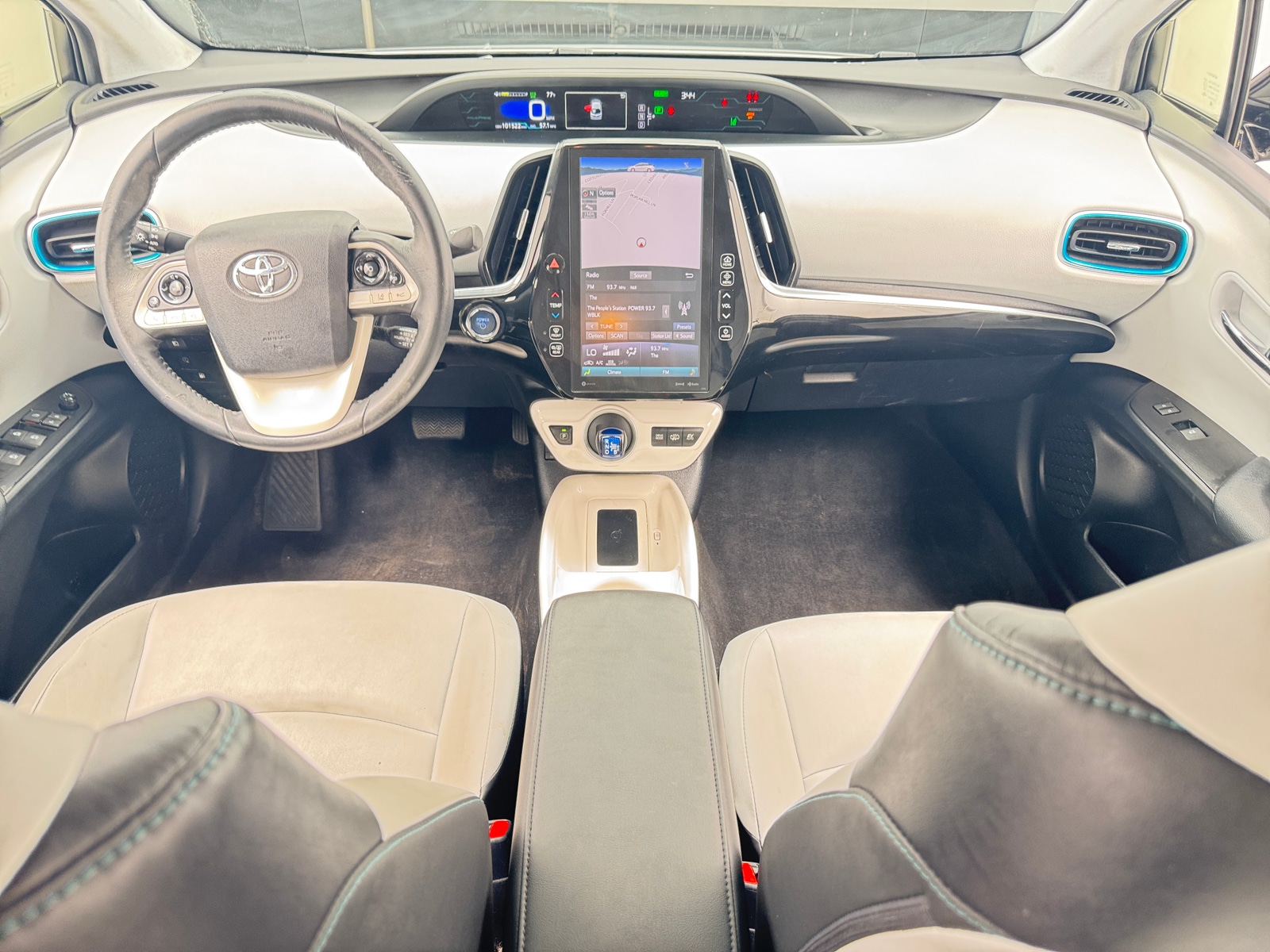 Thumbnail: 2017 Toyota Prius Prime - 2