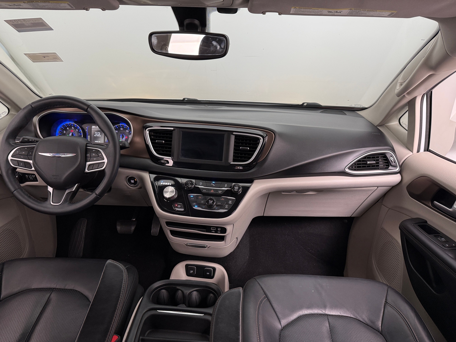 Thumbnail: 2018 Chrysler Pacifica - 2