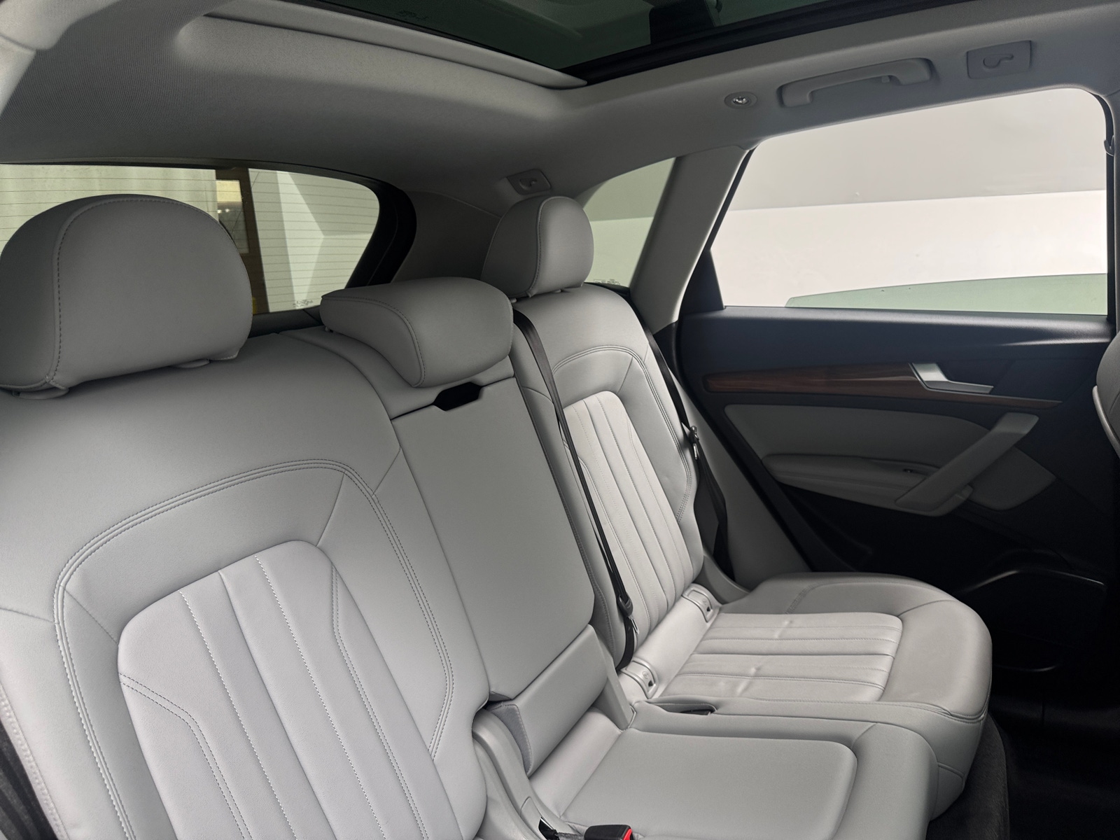 Thumbnail: 2022 Audi Q5 - 5