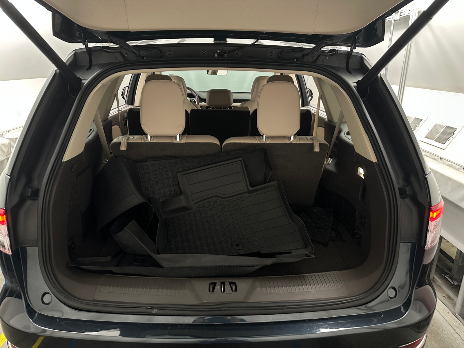 Thumbnail: 2021 Lincoln Aviator - 6