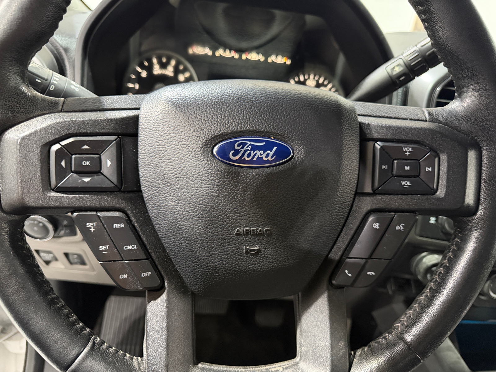 Thumbnail: 2018 Ford Econoline - 5
