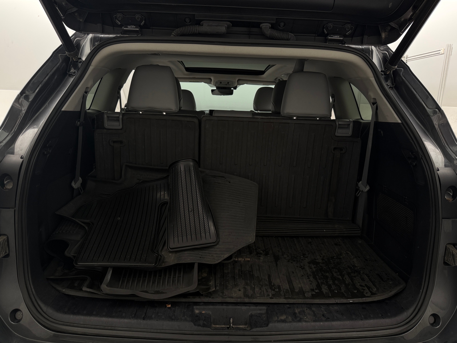 Thumbnail: 2021 Toyota Highlander - 6