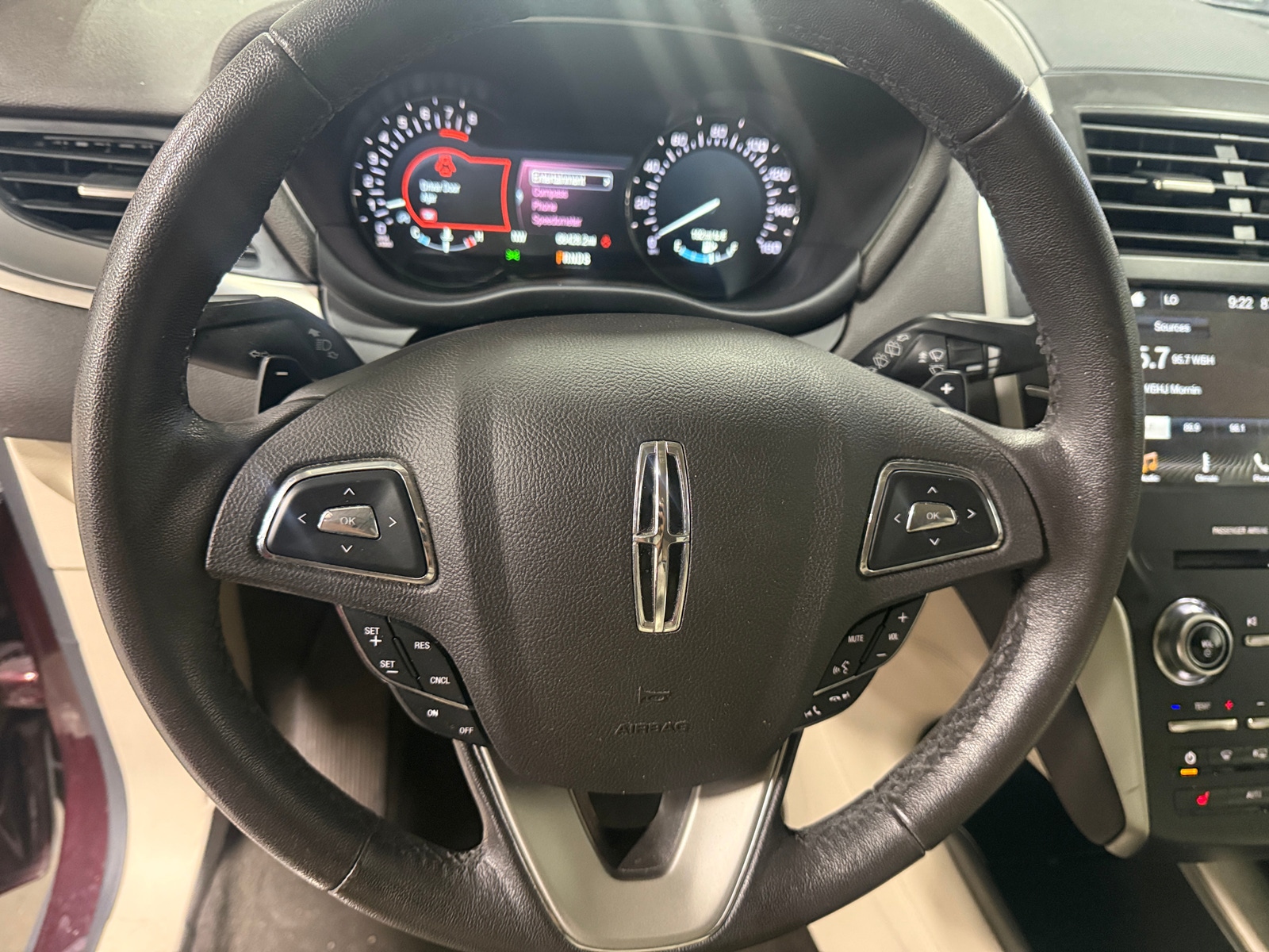 Thumbnail: 2019 Lincoln MKC - 4