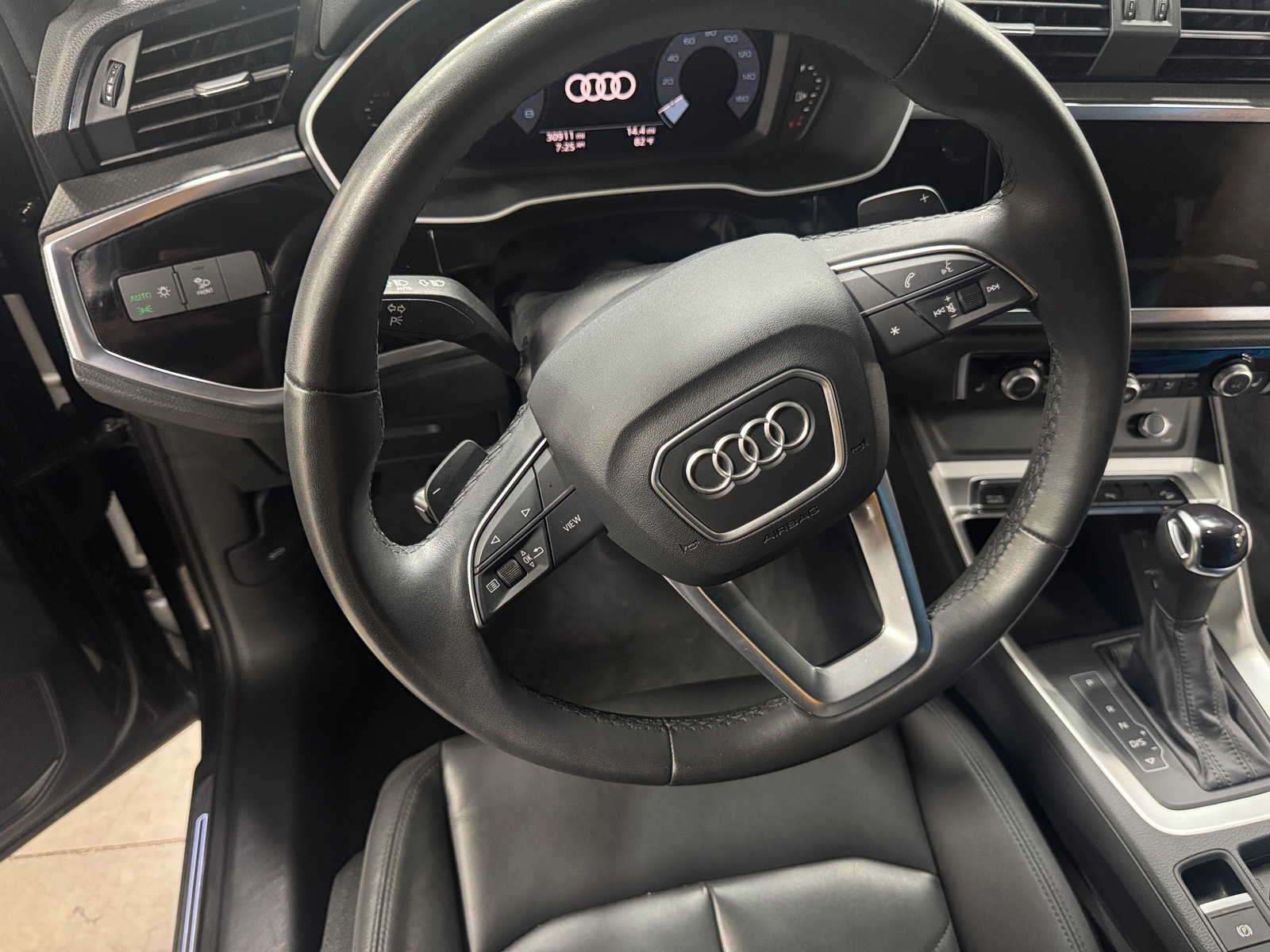 Thumbnail: 2025 Audi Q3 - 4