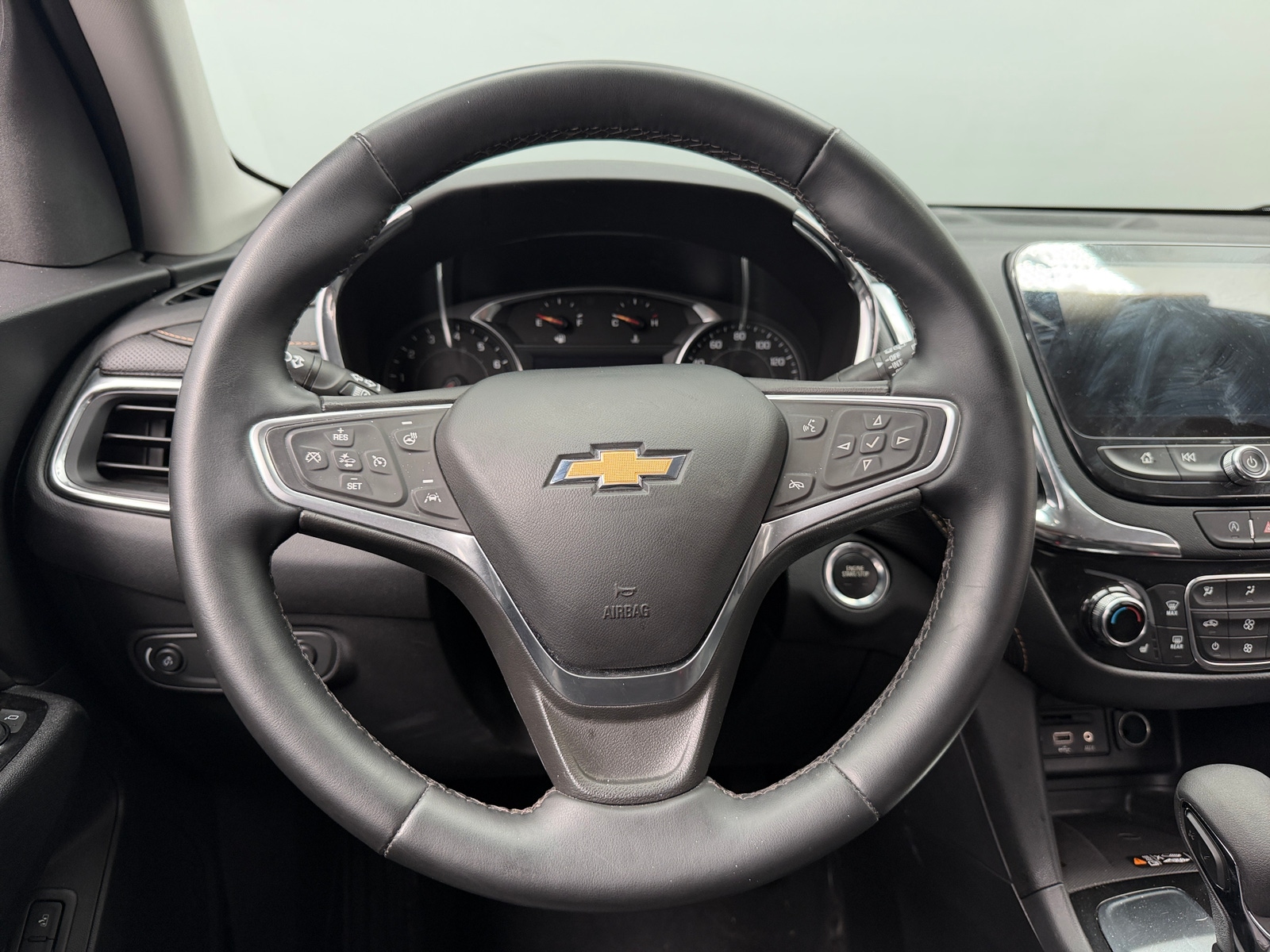 Thumbnail: 2023 Chevrolet Equinox - 4