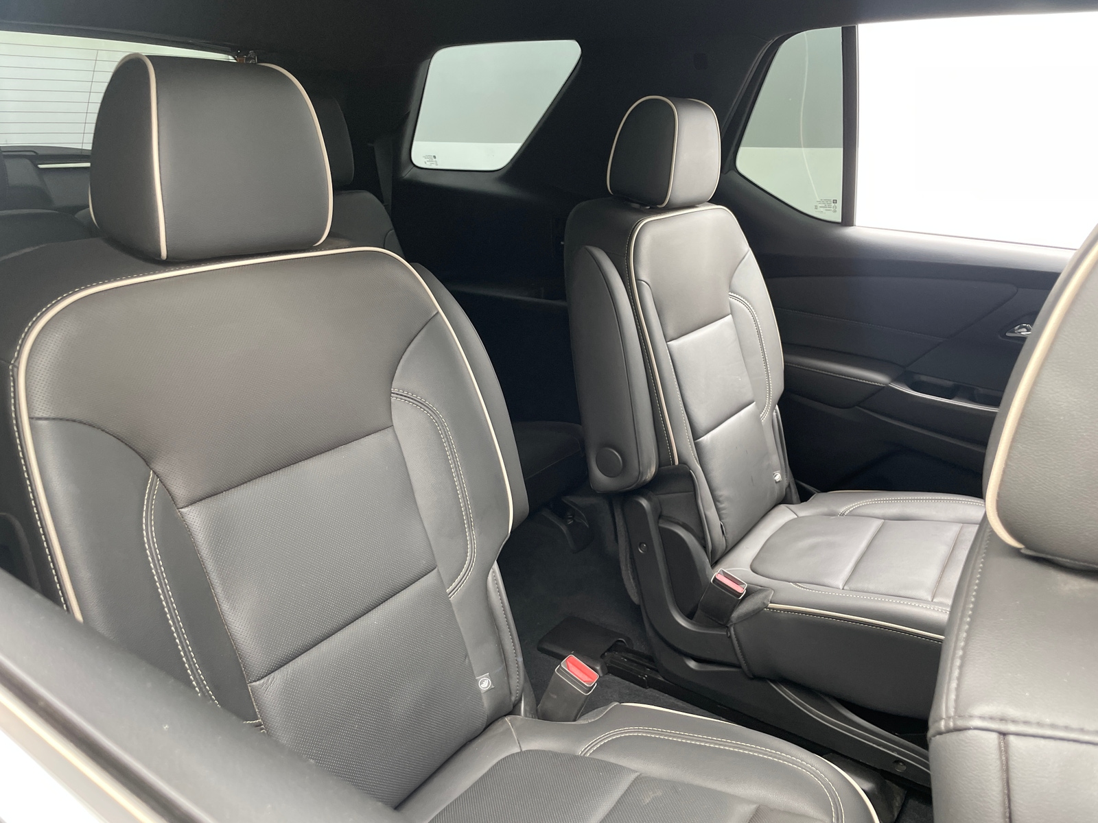 Thumbnail: 2023 Chevrolet Traverse - 5