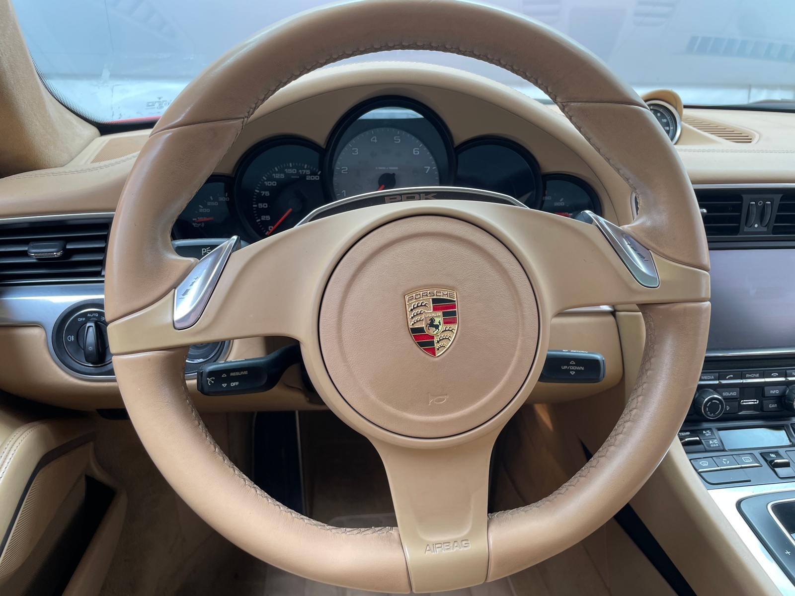 Thumbnail: 2013 Porsche 911 - 3