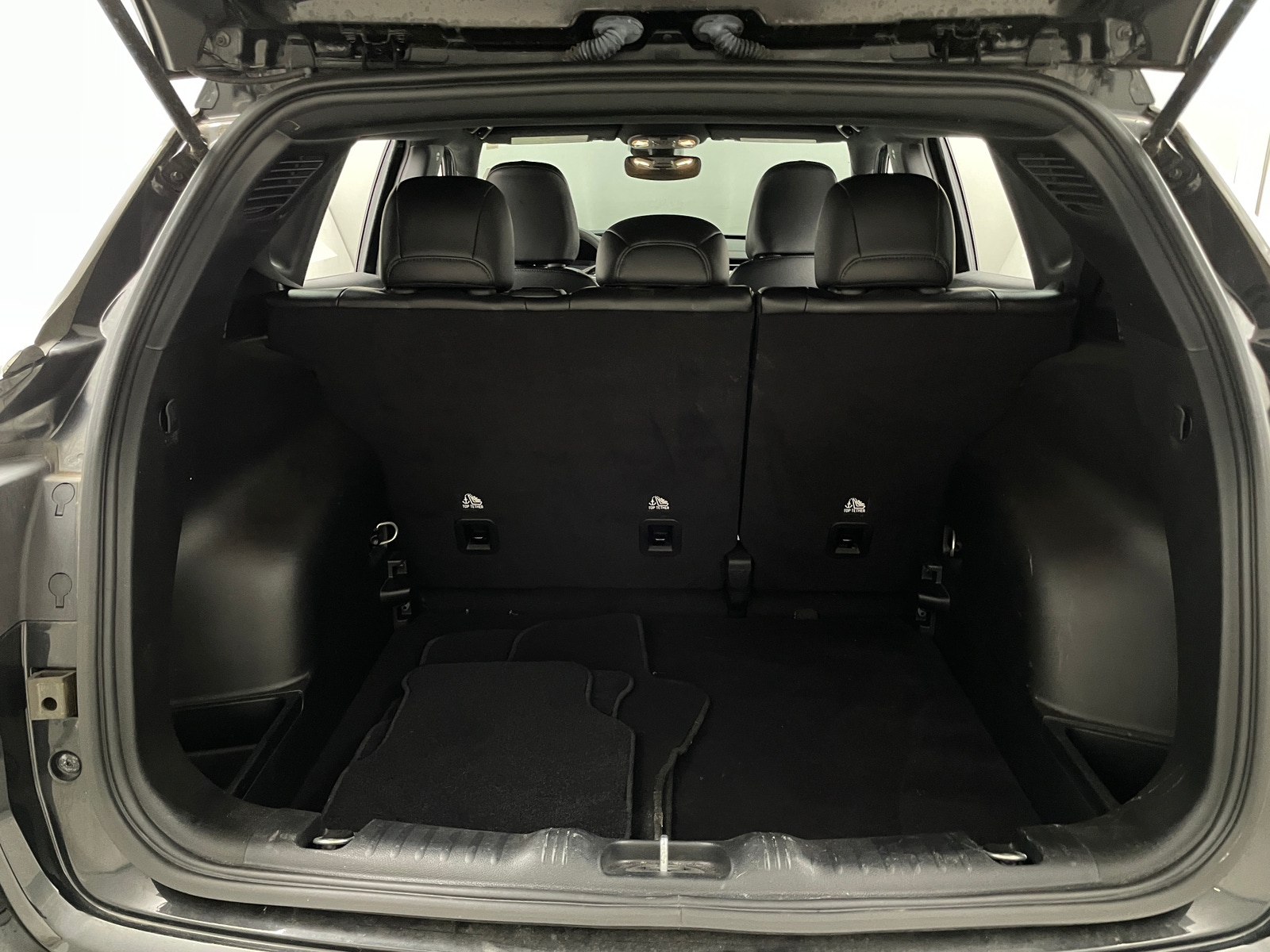 Thumbnail: 2023 Jeep Compass - 6