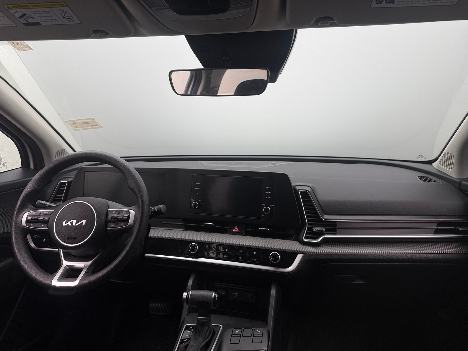 Thumbnail: 2023 Kia Sportage - 3