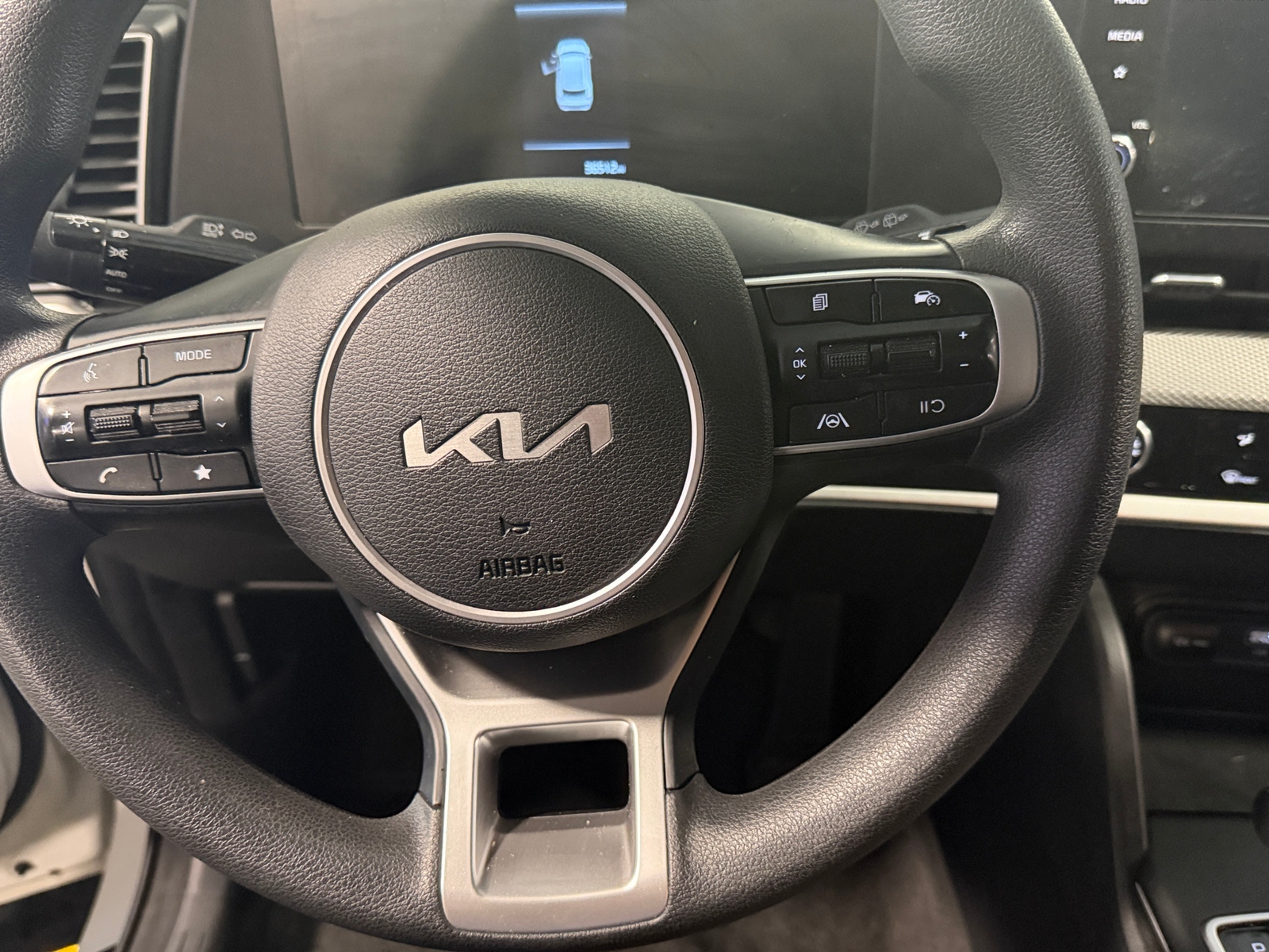 Thumbnail: 2023 Kia Sportage - 5