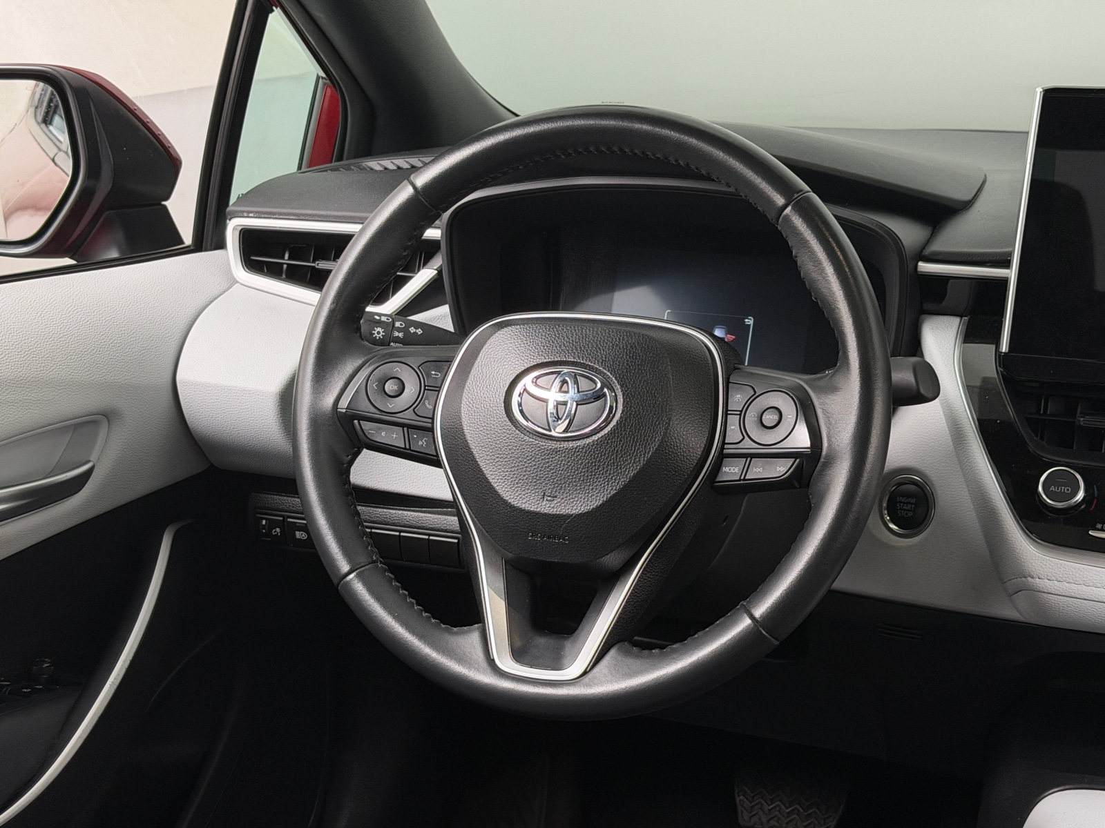 Thumbnail: 2025 Toyota Corolla - 5