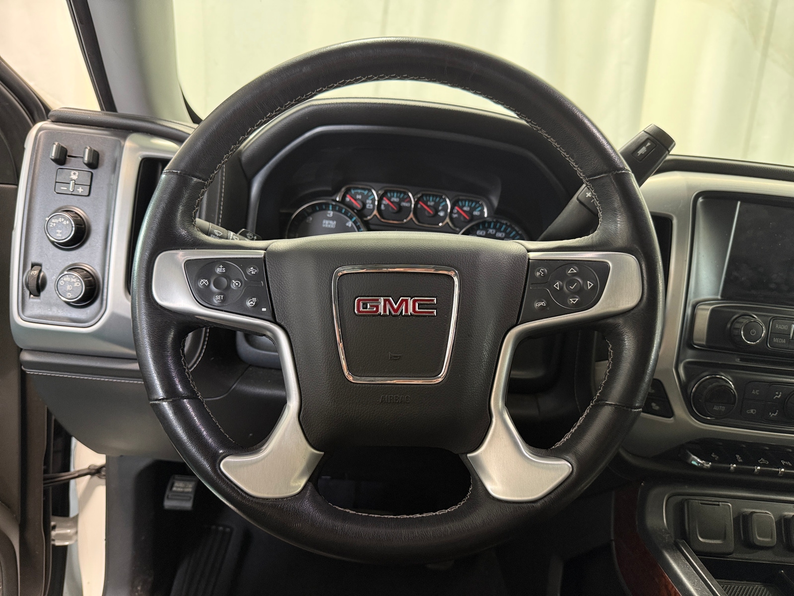Thumbnail: 2018 GMC Sierra 1500 - 4