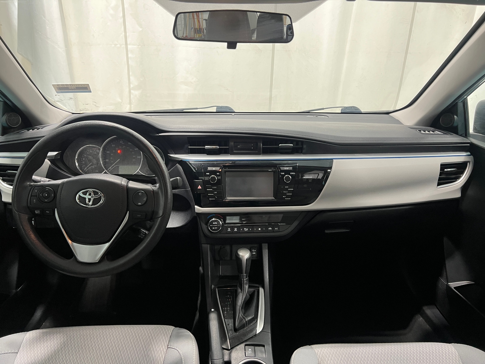 Thumbnail: 2014 Toyota Corolla - 3