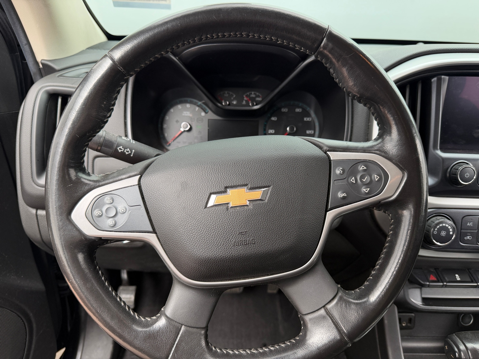 Thumbnail: 2019 Chevrolet Colorado - 5