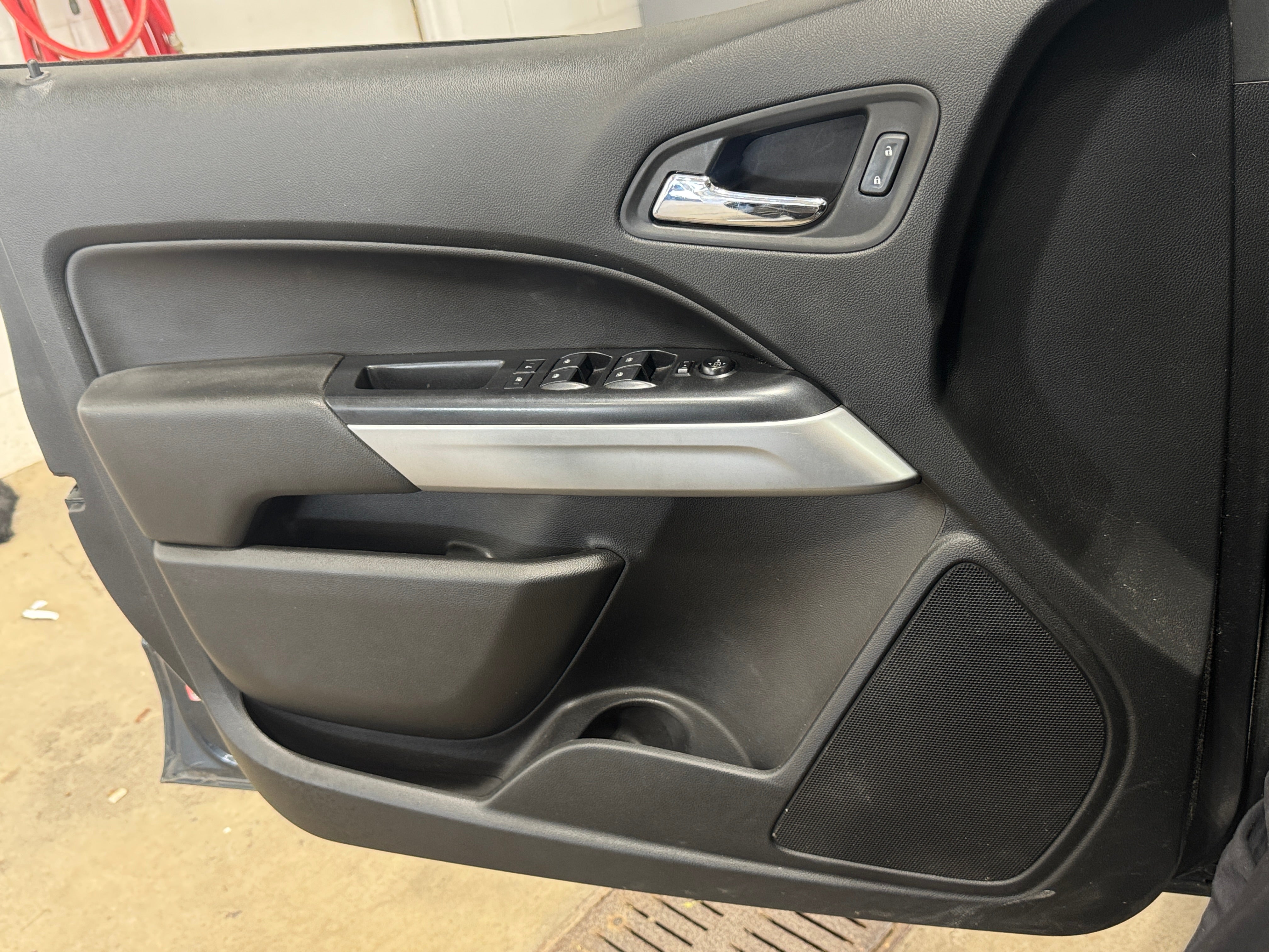 2019 Chevrolet Colorado LT - Photo 9