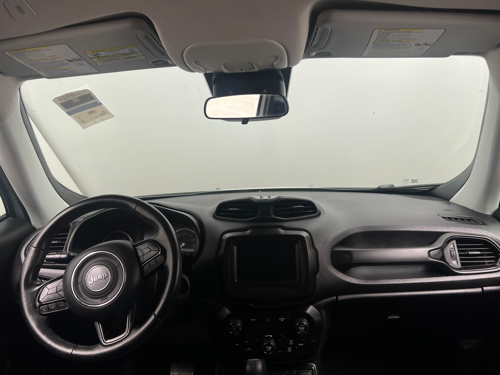 Thumbnail: 2020 Jeep Renegade - 3