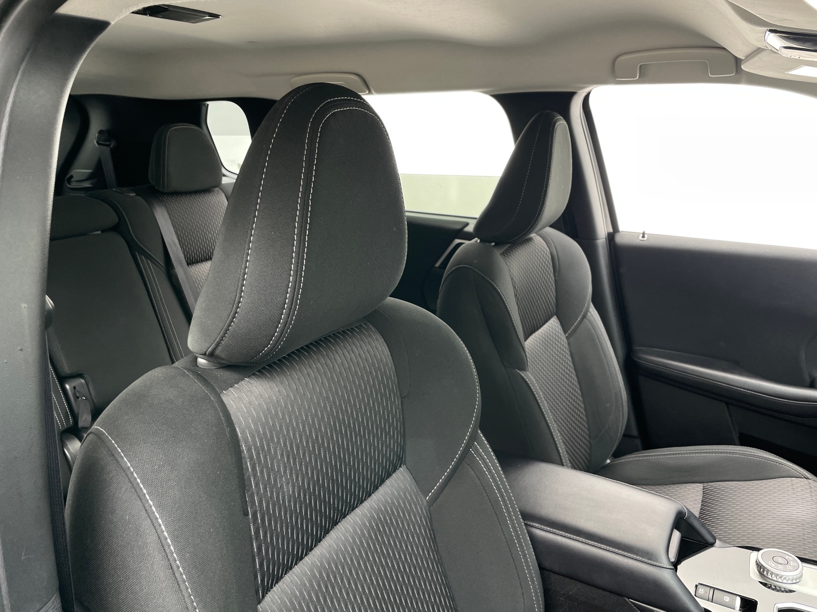 Thumbnail: 2025 Mitsubishi Outlander - 2