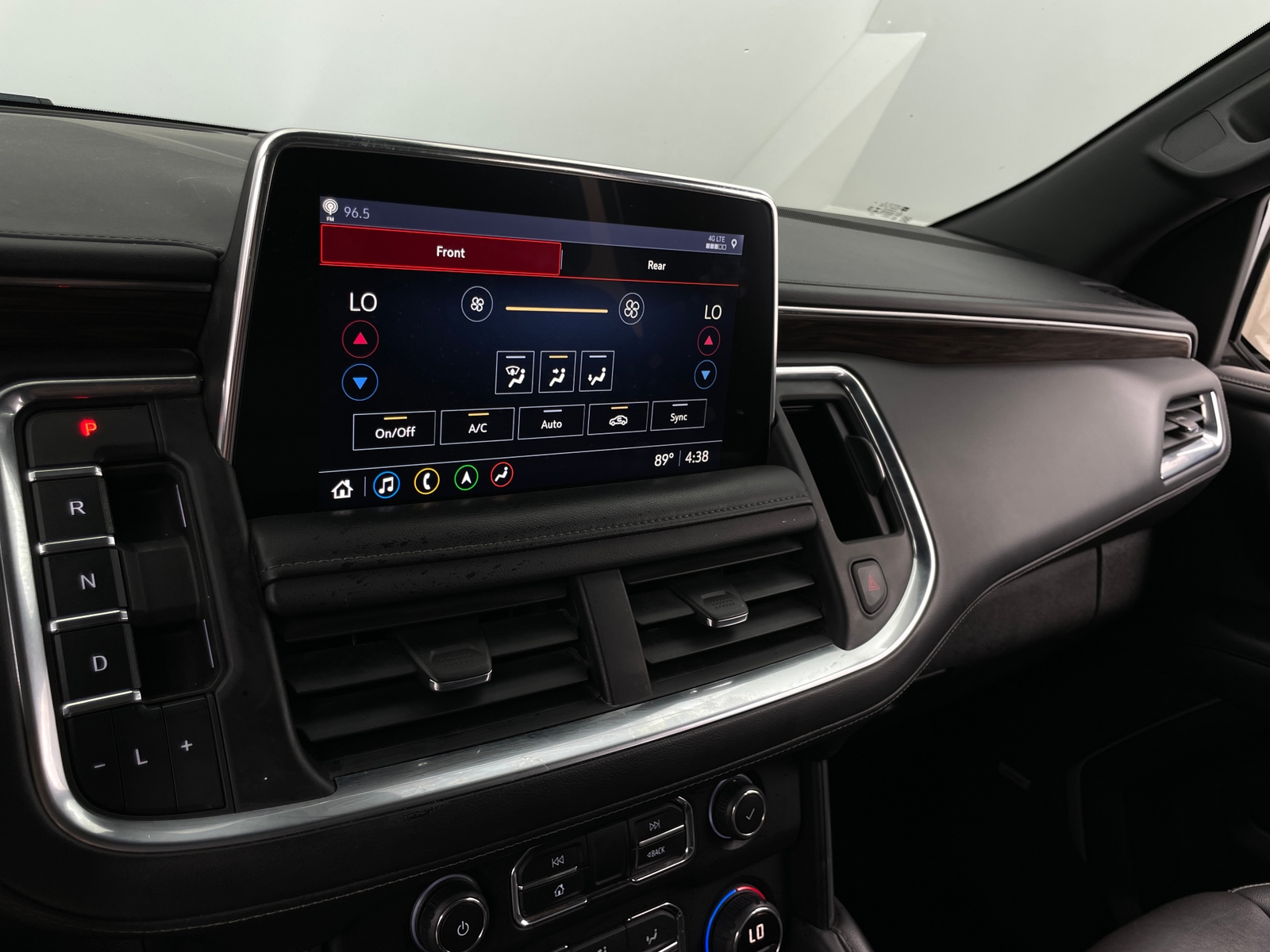 Thumbnail: 2021 Chevrolet Tahoe - 3