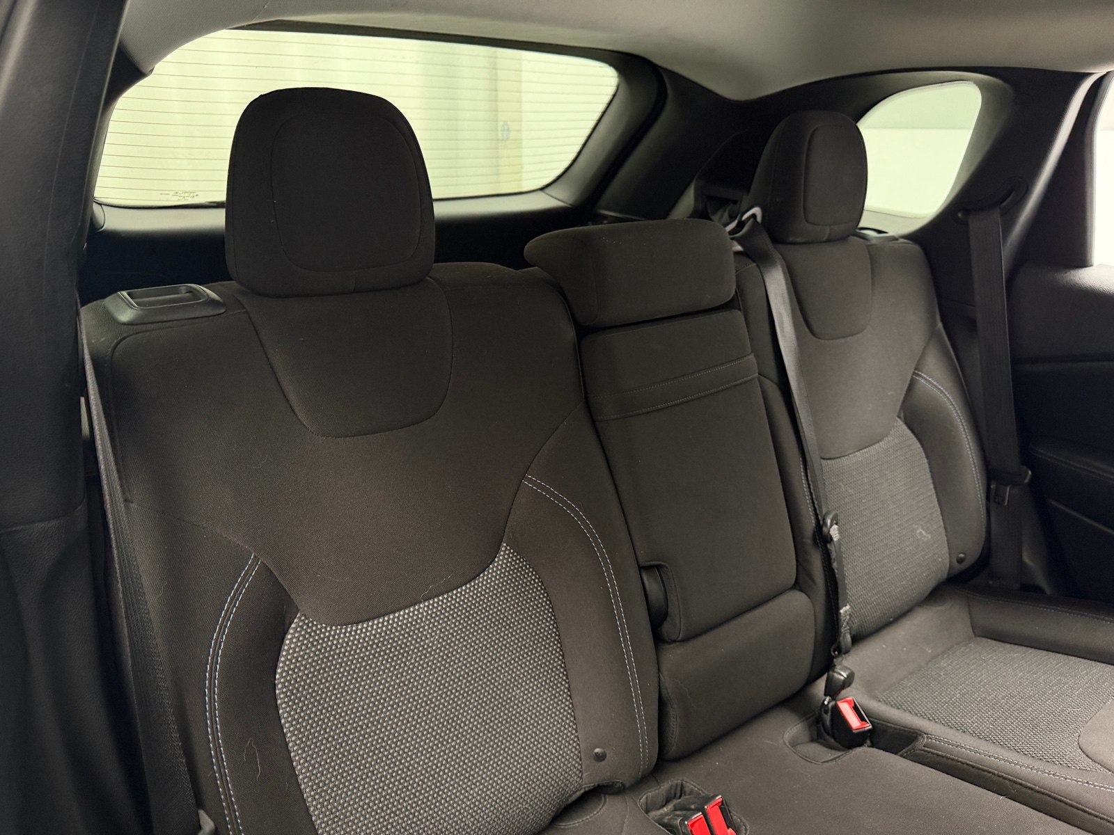 Thumbnail: 2019 Jeep Cherokee - 6