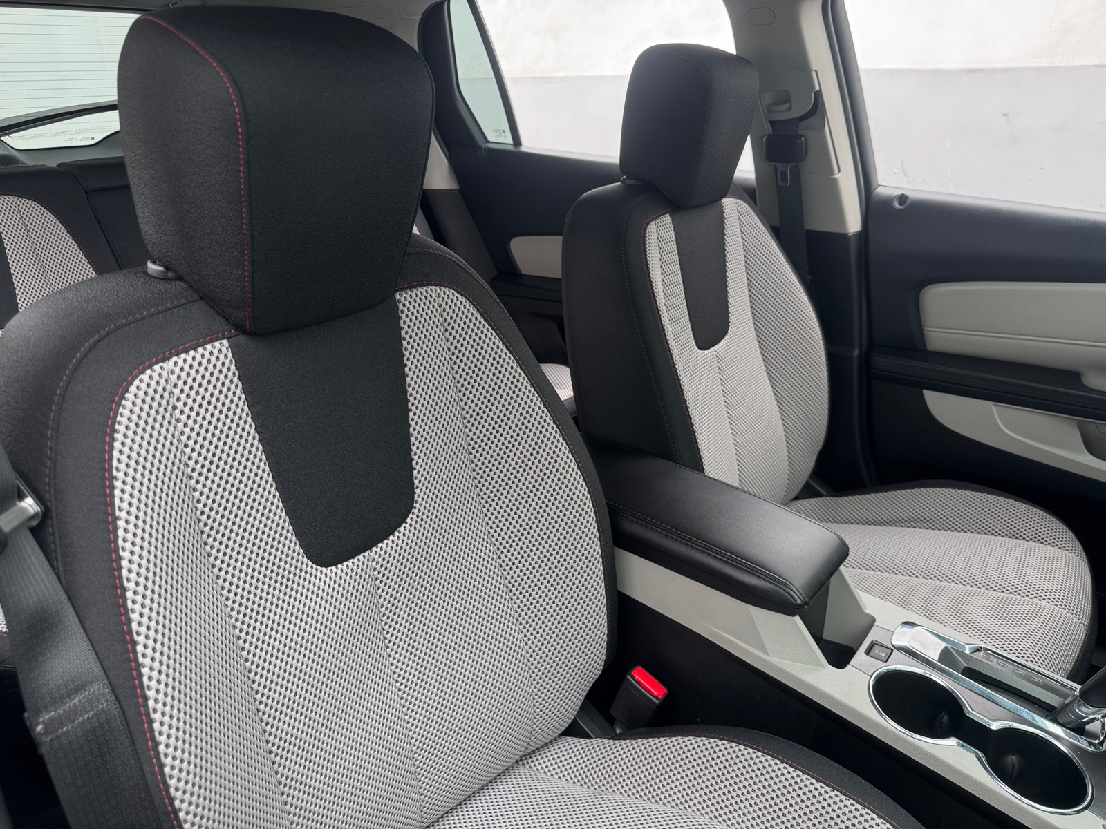 Thumbnail: 2016 GMC Terrain - 2