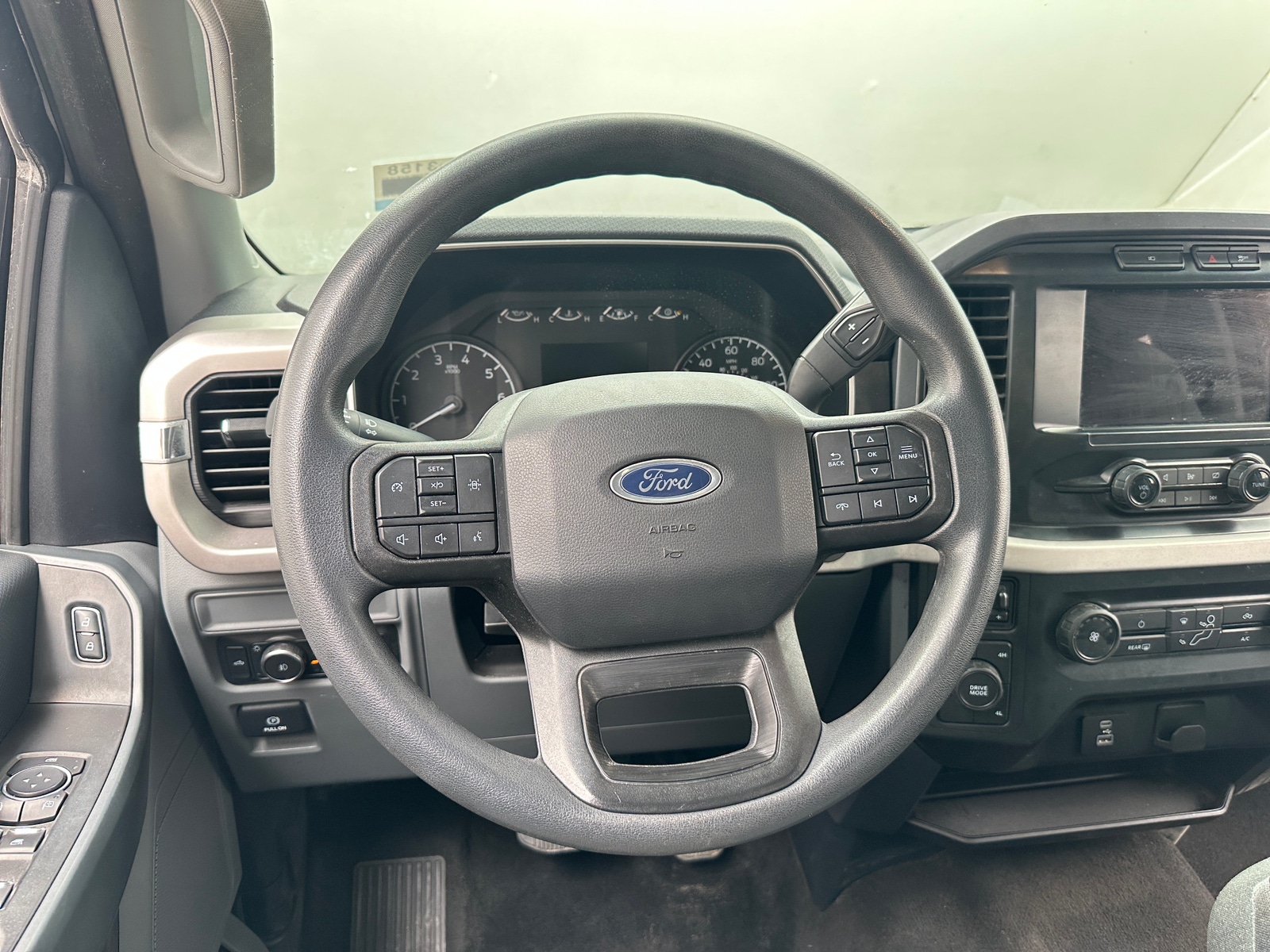 Thumbnail: 2022 Ford Econoline - 5