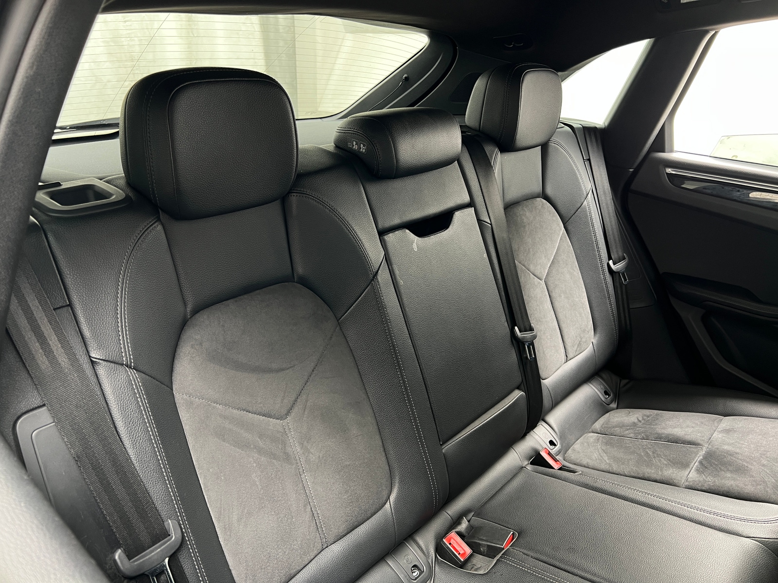 Thumbnail: 2018 Porsche Macan - 6