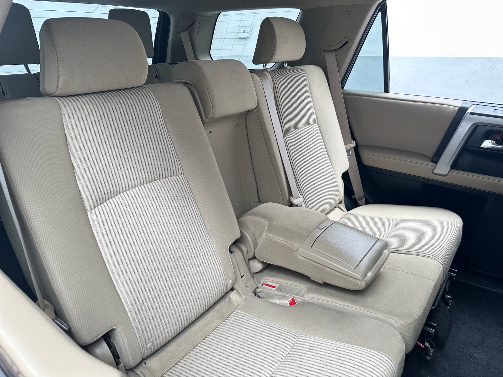 Thumbnail: 2014 Toyota 4Runner - 6