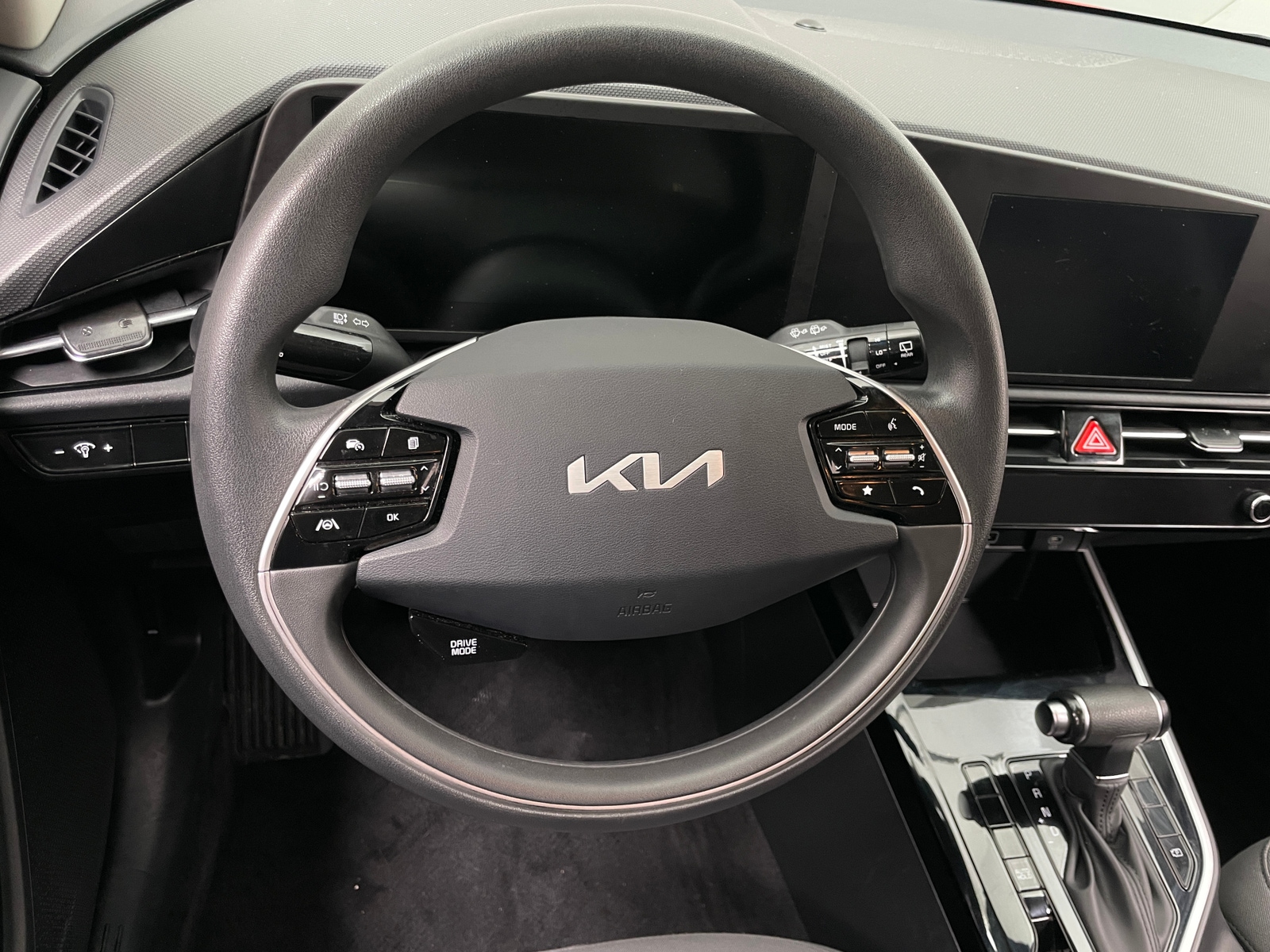 Thumbnail: 2025 Kia Niro - 5
