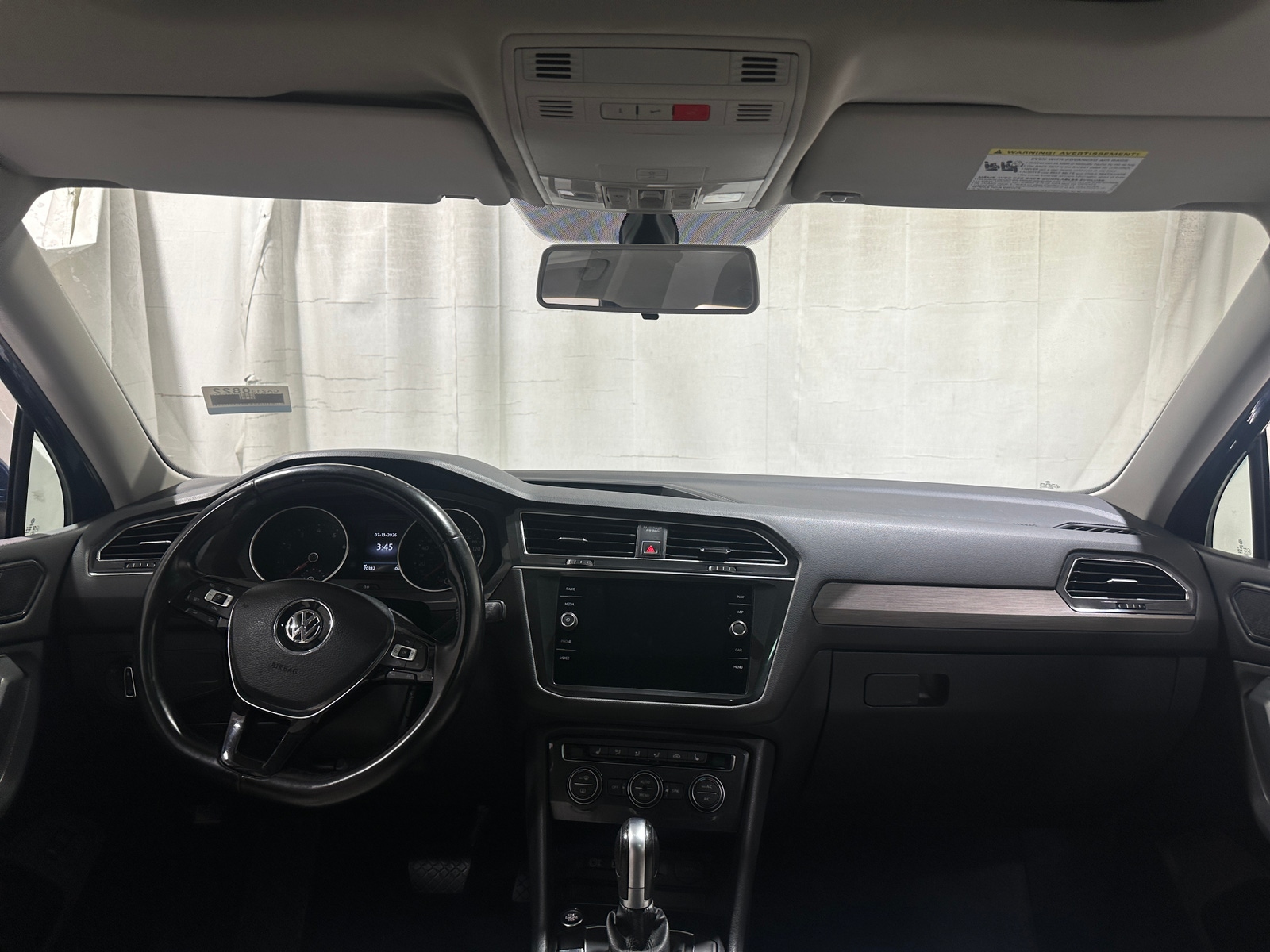 Thumbnail: 2018 Volkswagen Tiguan - 3