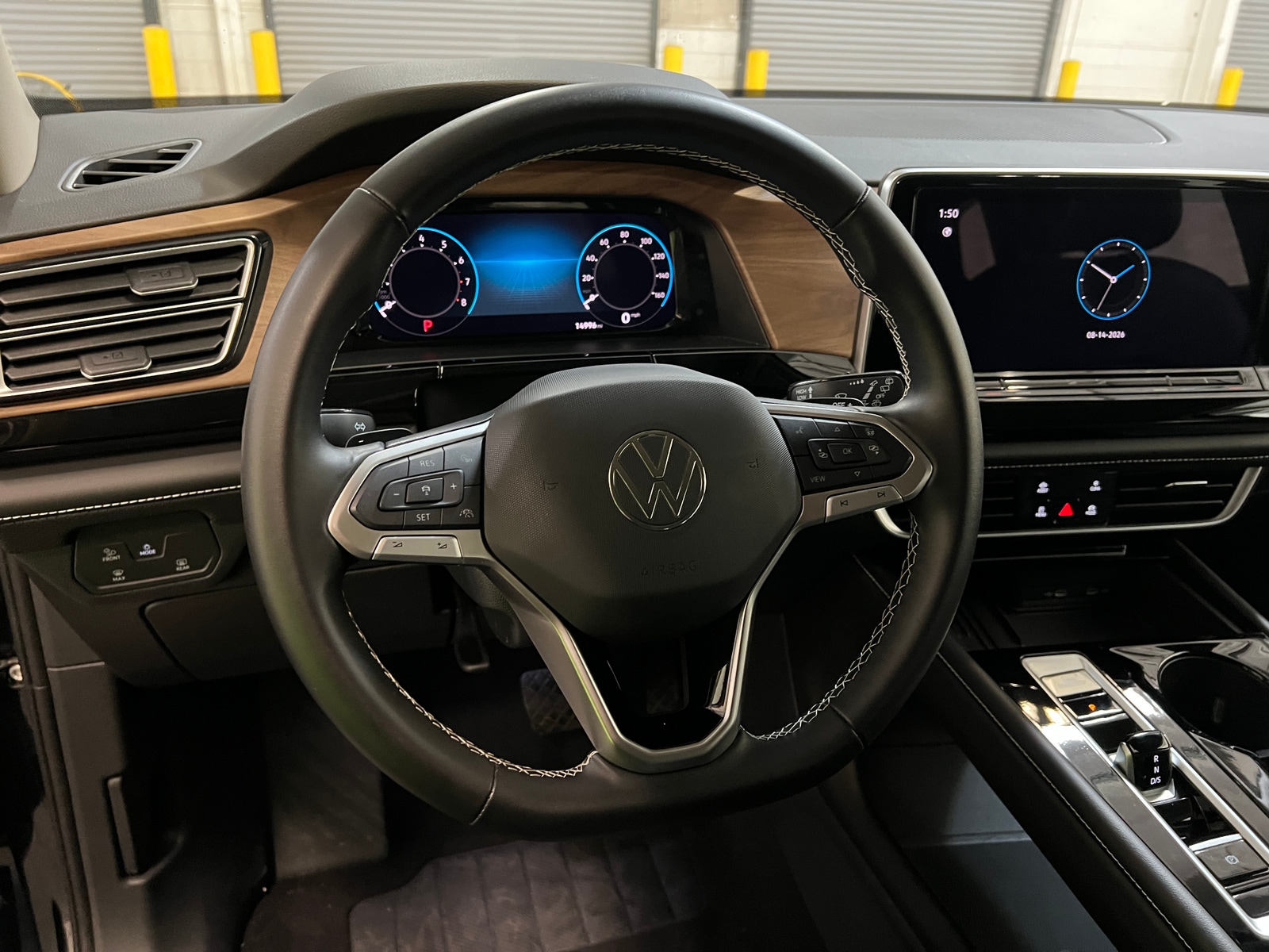 Thumbnail: 2026 Volkswagen Atlas - 4