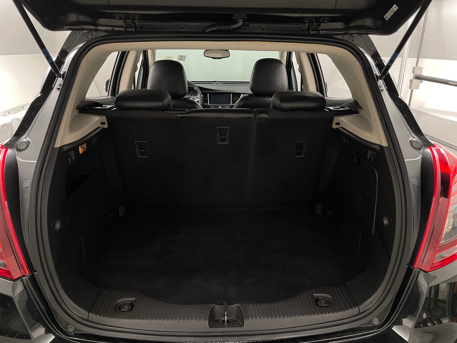 Thumbnail: 2019 Buick Encore - 6