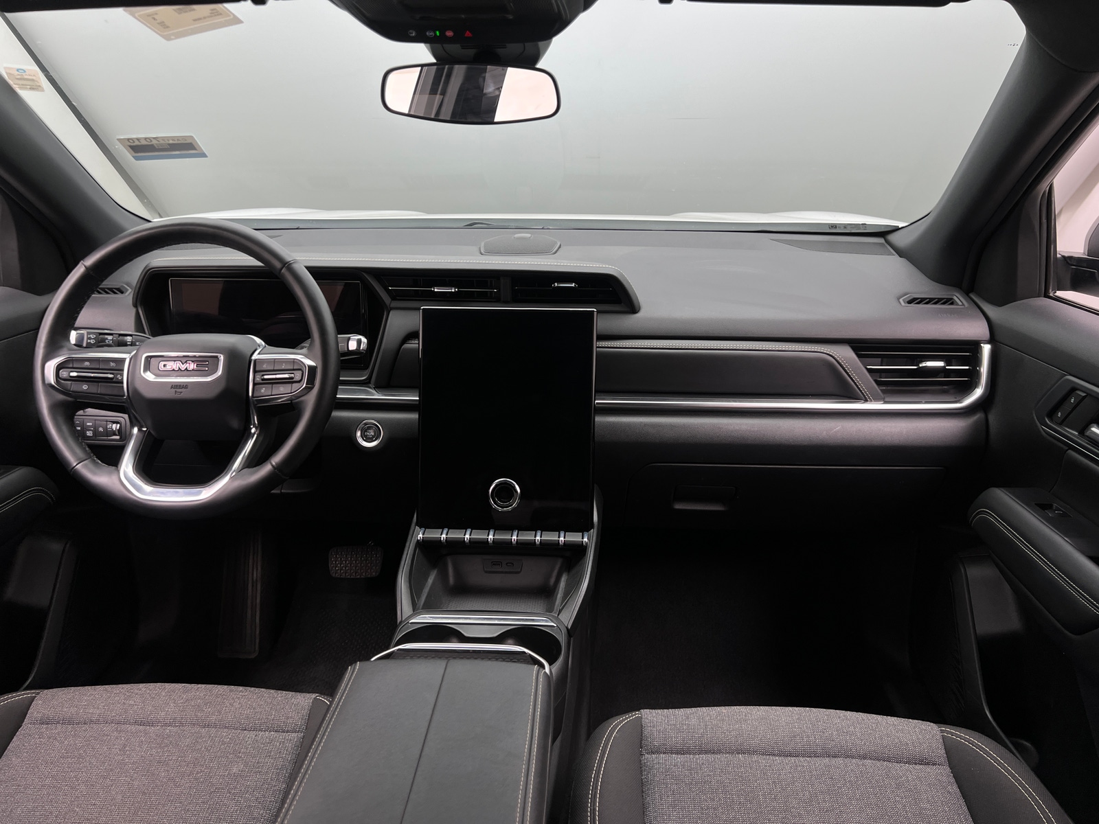 Thumbnail: 2025 GMC Terrain - 3